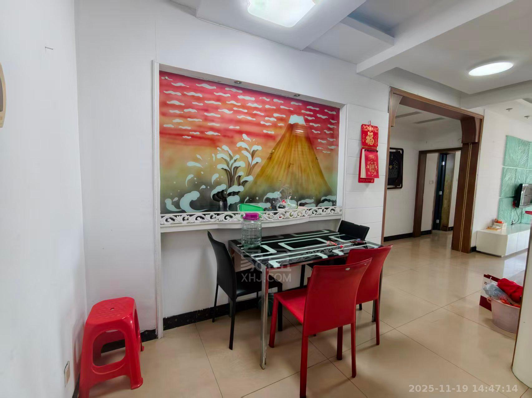 新澜府  3室2厅2卫    1500.0元/月室内图