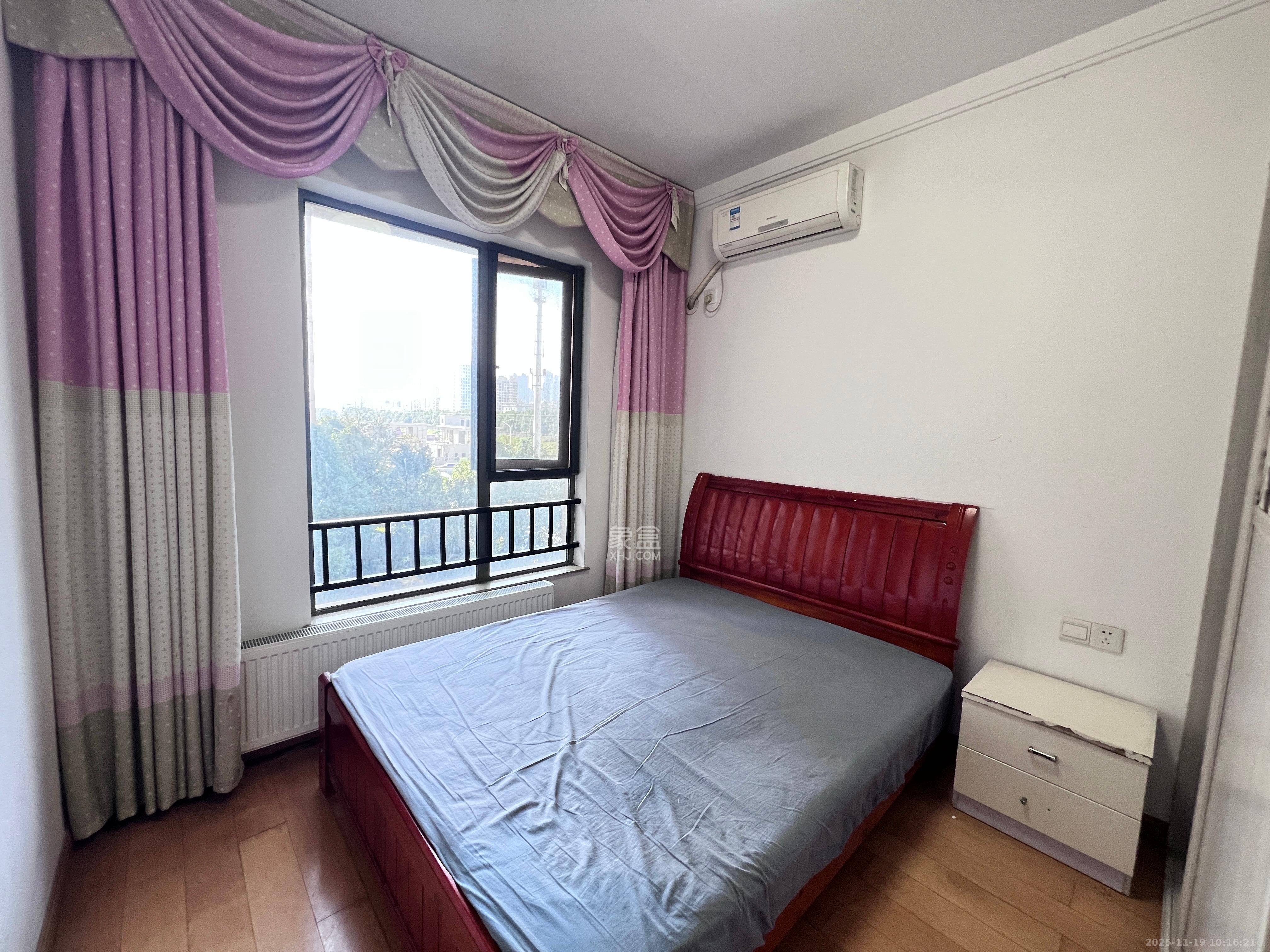 珠江郦城探香里 3室2厅1卫 2200.0元/月 珠江郦城探香里 3室2厅1卫 2200.0元/月室内图