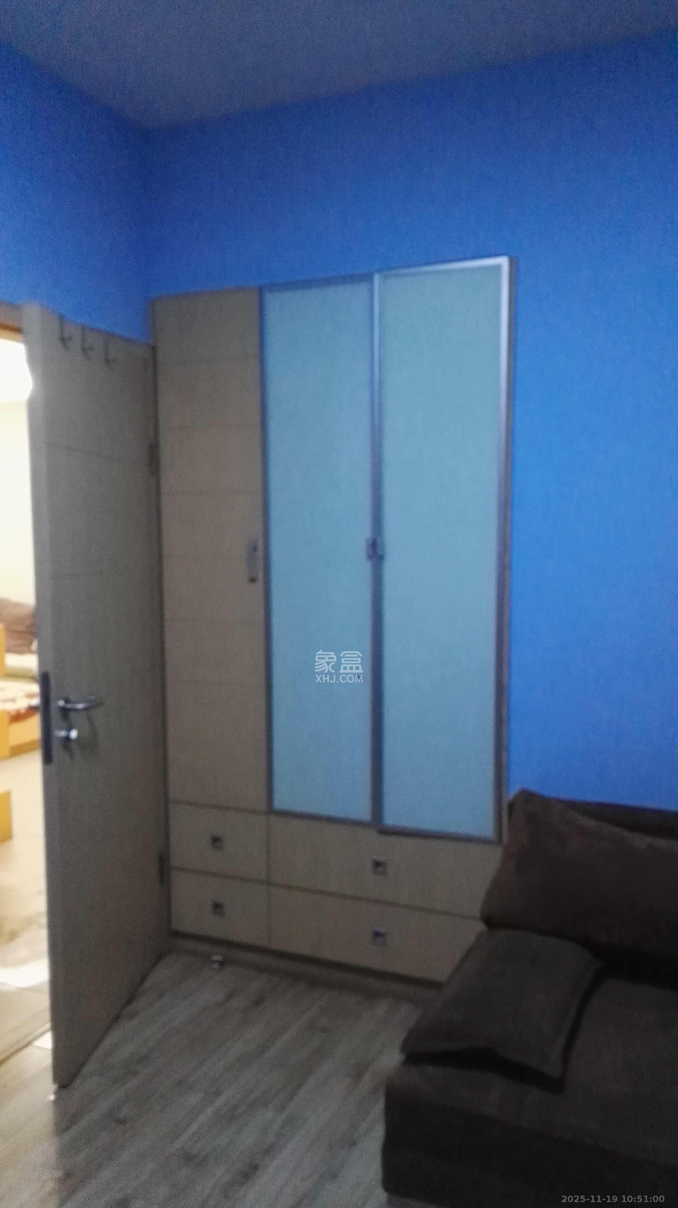 金碧文华  2室2厅1卫    2000.0元/月室内图