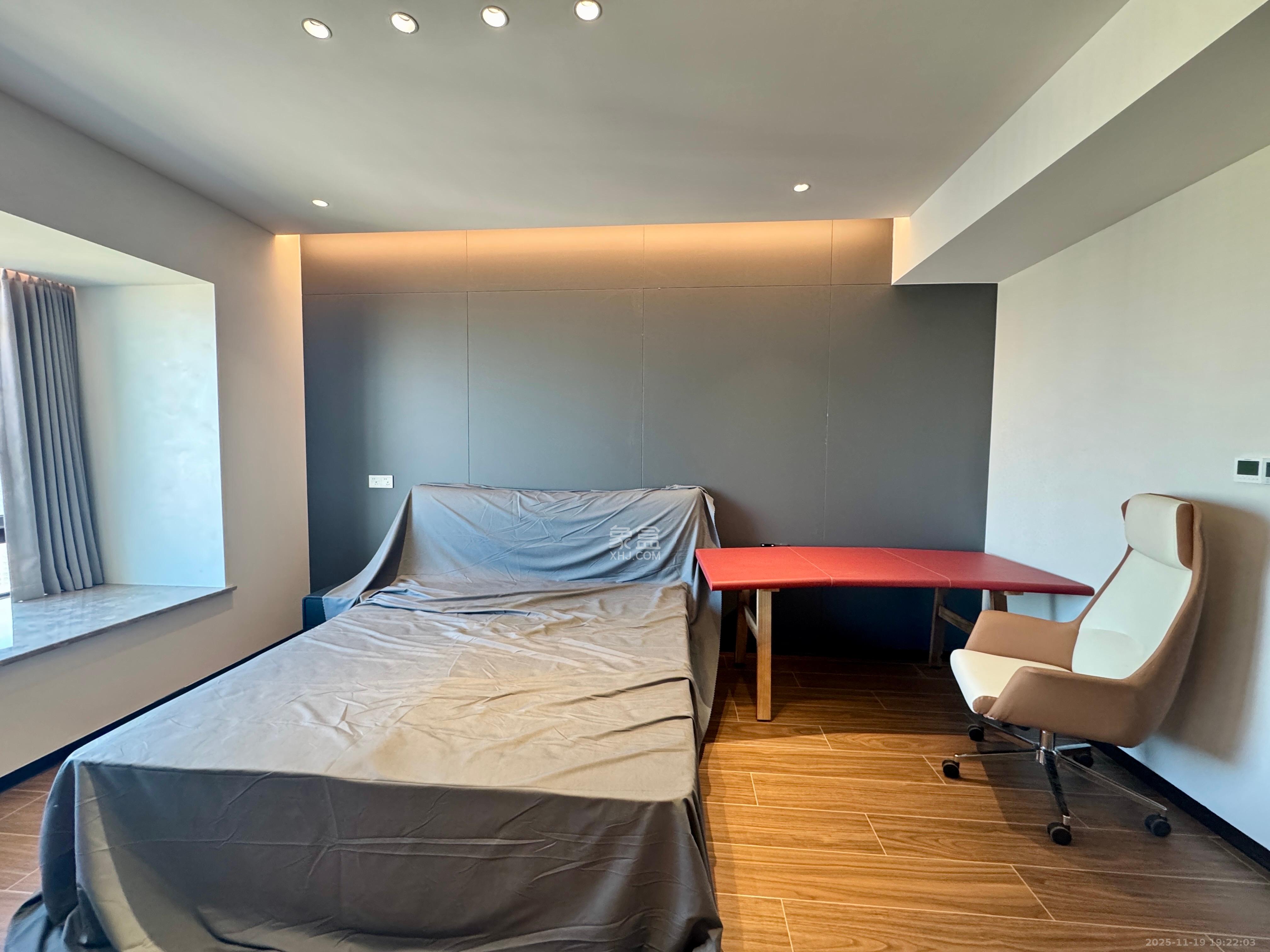 中建江山壹号 4室2厅3卫 32000.0元/月 中建江山壹号 4室2厅3卫 32000.0元/月室内图