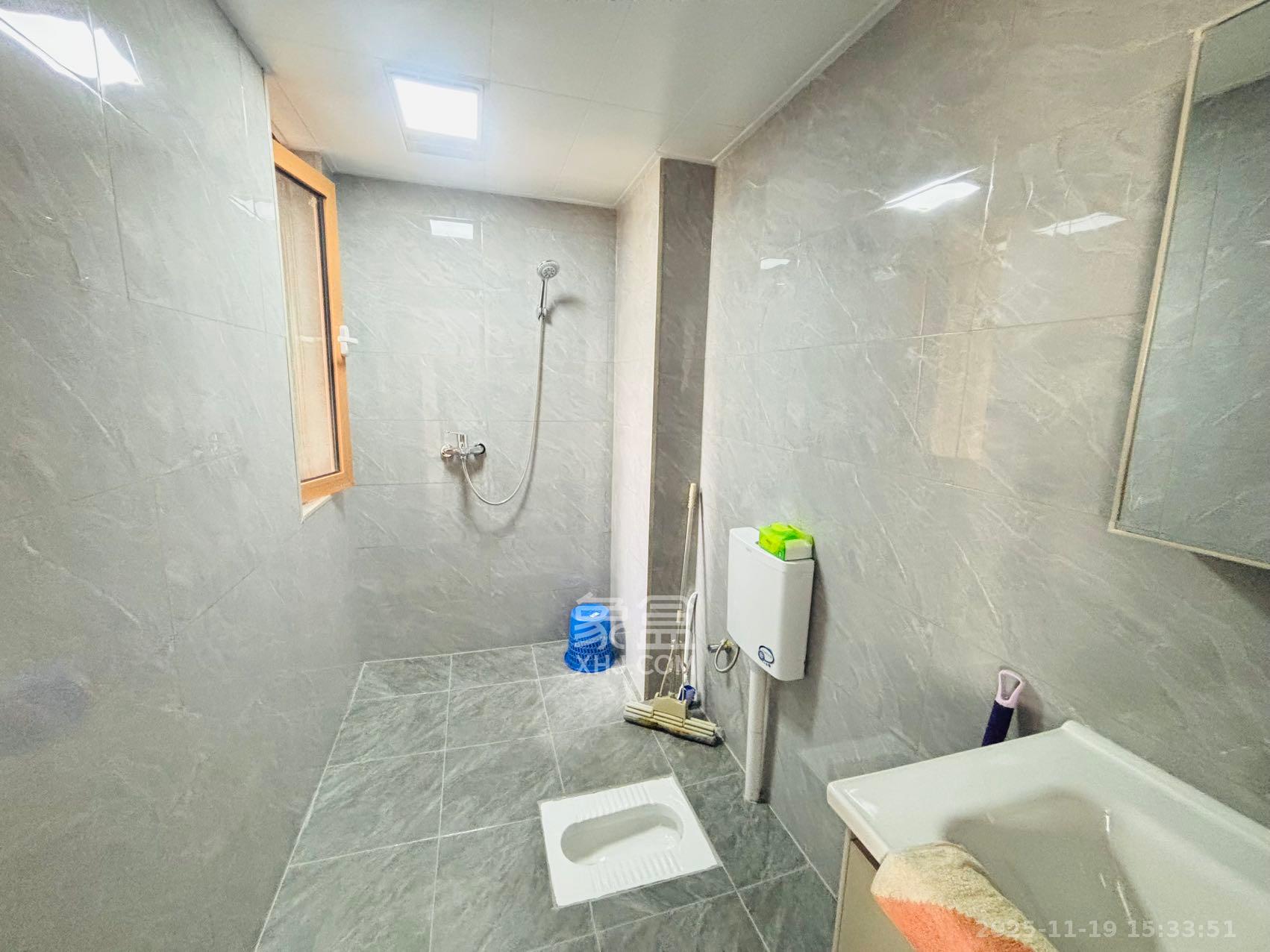 世嘉国际华城  2室2厅1卫    2800.0元/月室内图