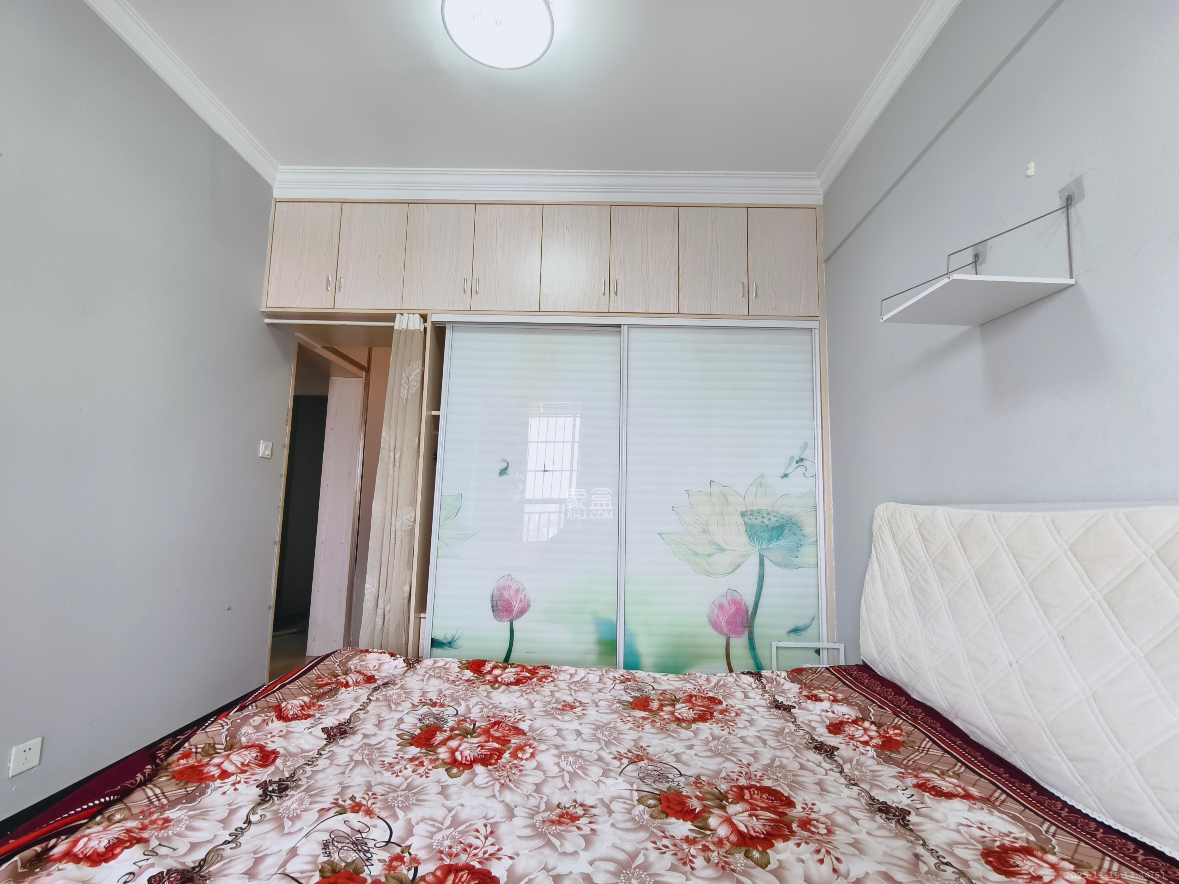 爵士湘 1室1厅1卫 1200.0元/月 爵士湘 1室1厅1卫 1200.0元/月室内图