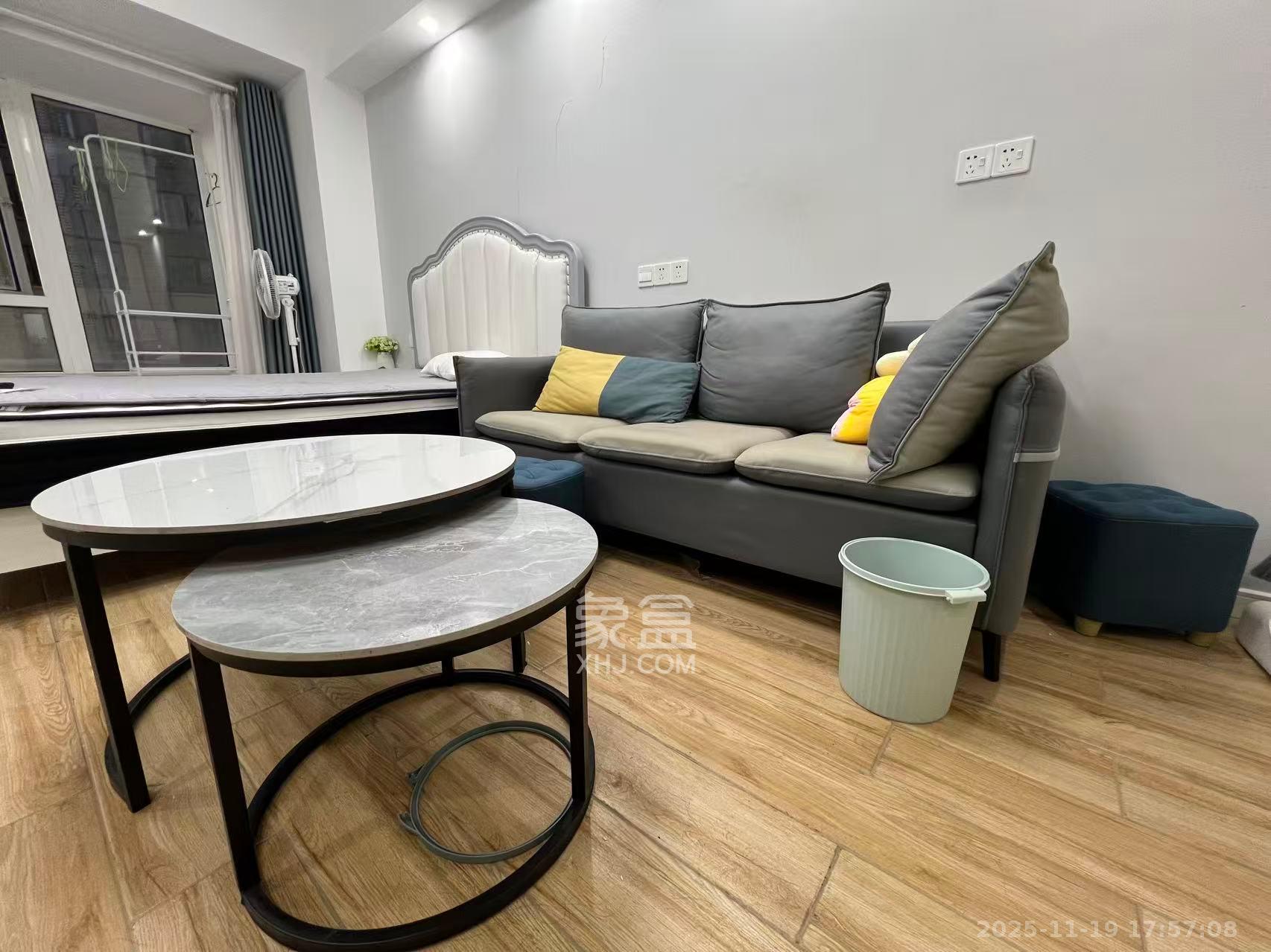 保利香槟国际  1室0厅0卫    1300.0元/月室内图