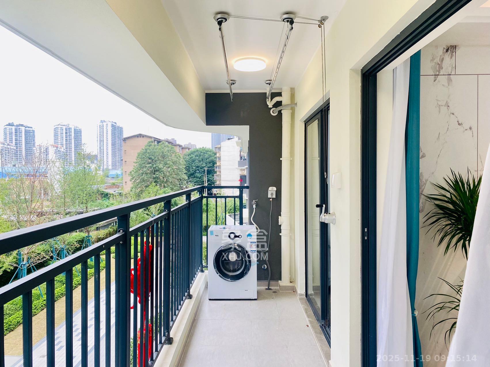 滨江府1913 4室2厅2卫 4500.0元/月 滨江府1913 4室2厅2卫 4500.0元/月室内图