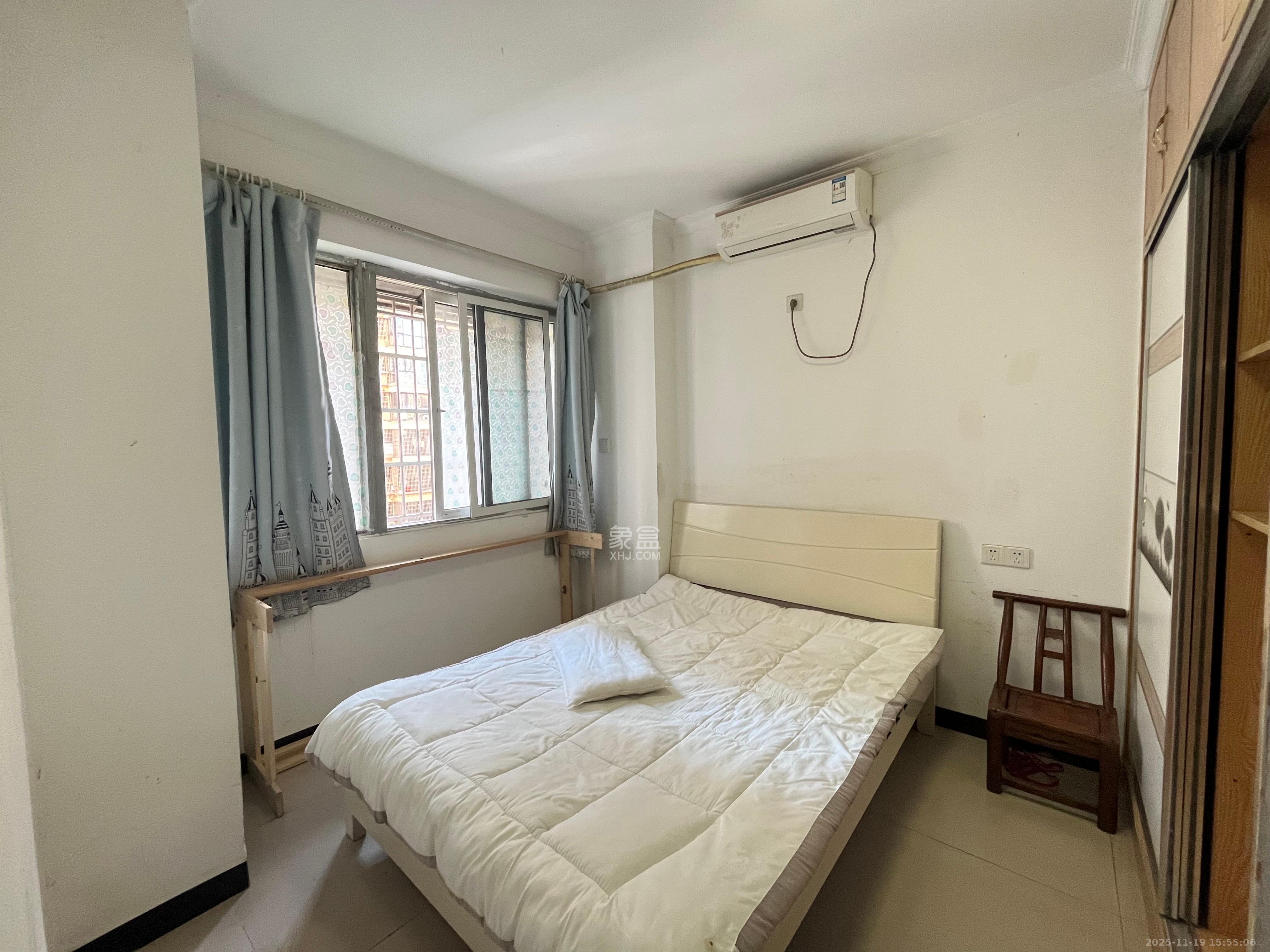 和康园小区  1室1厅1卫    1200.0元/月室内图