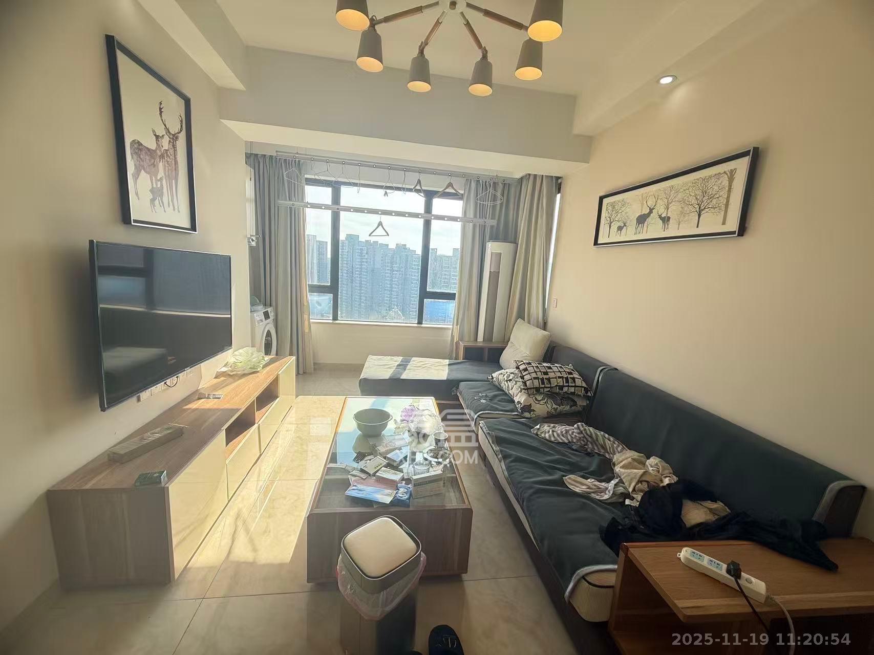 半山公馆（半山国际中心）  2室1厅1卫    2800.0元/月