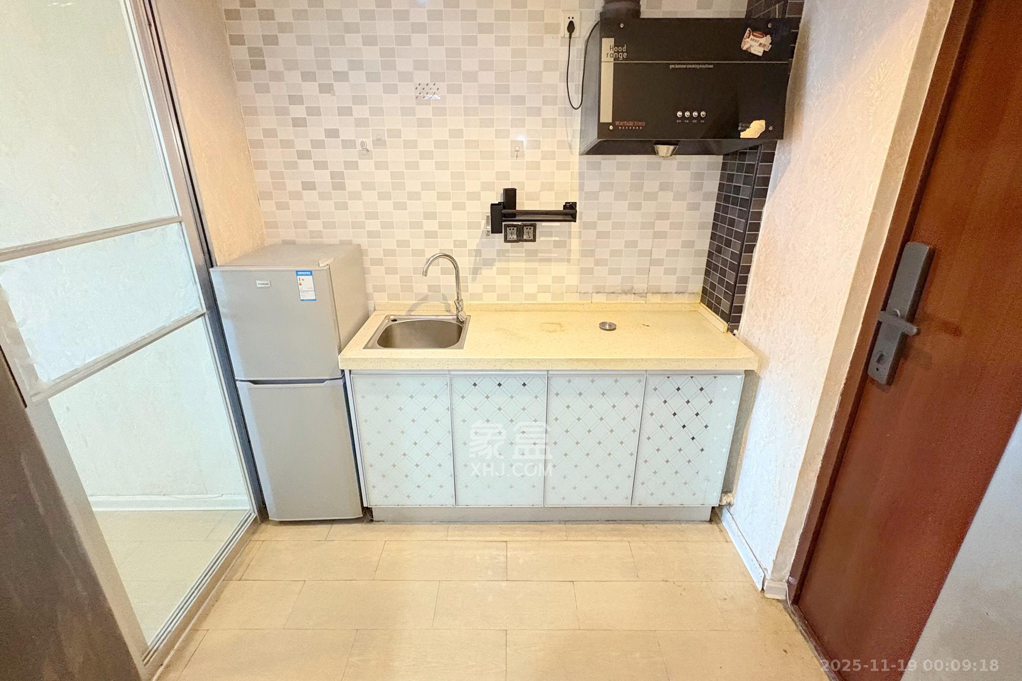 融圣国际  1室1厅1卫    40.0万厨房