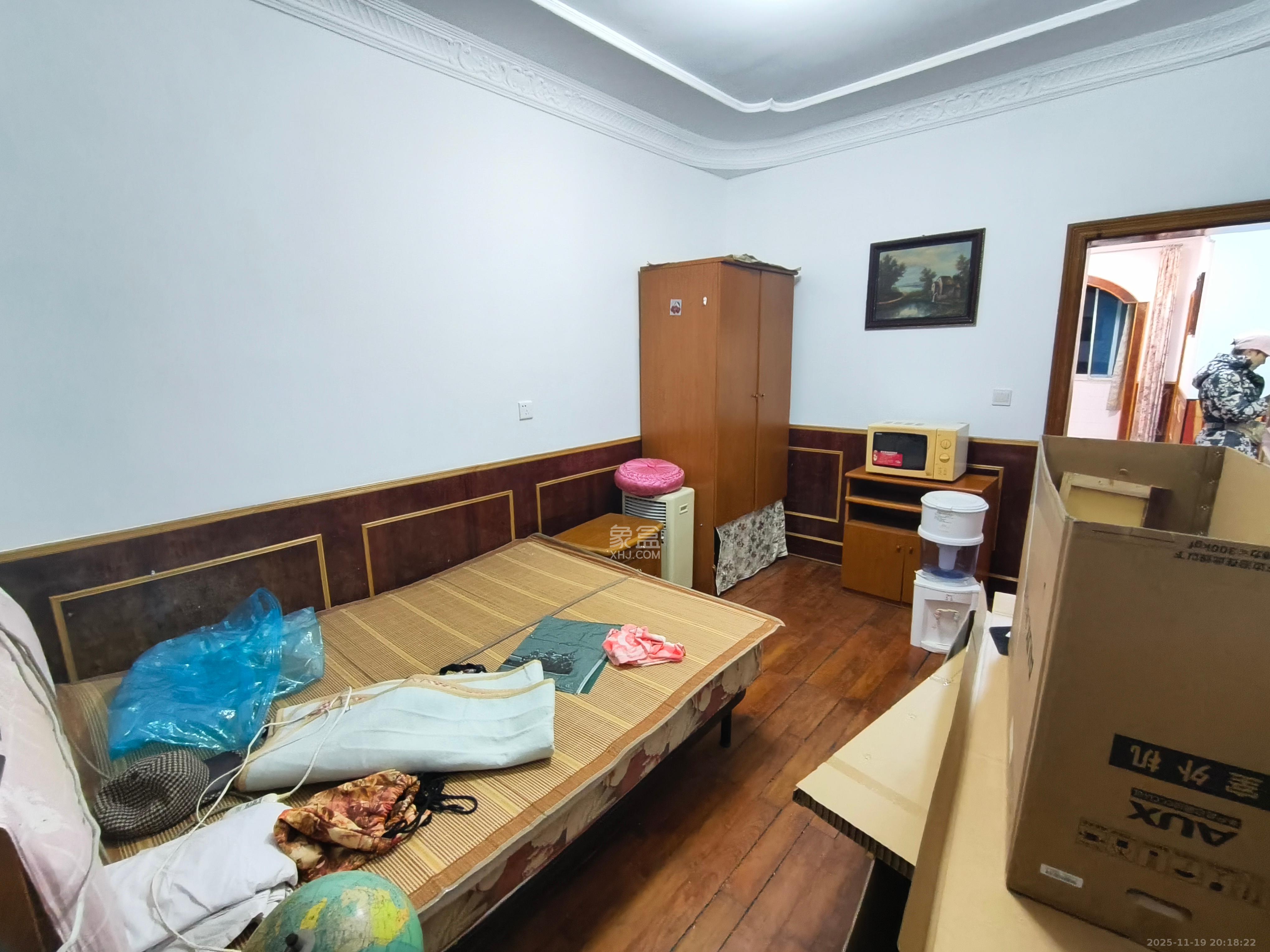 教育电视台宿舍 2室2厅1卫 1800.0元/月 教育电视台宿舍 2室2厅1卫 1800.0元/月室内图