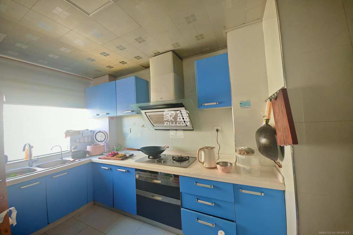 莱茵城 3室2厅2卫 2000.0元/月 莱茵城 3室2厅2卫 2000.0元/月室内图