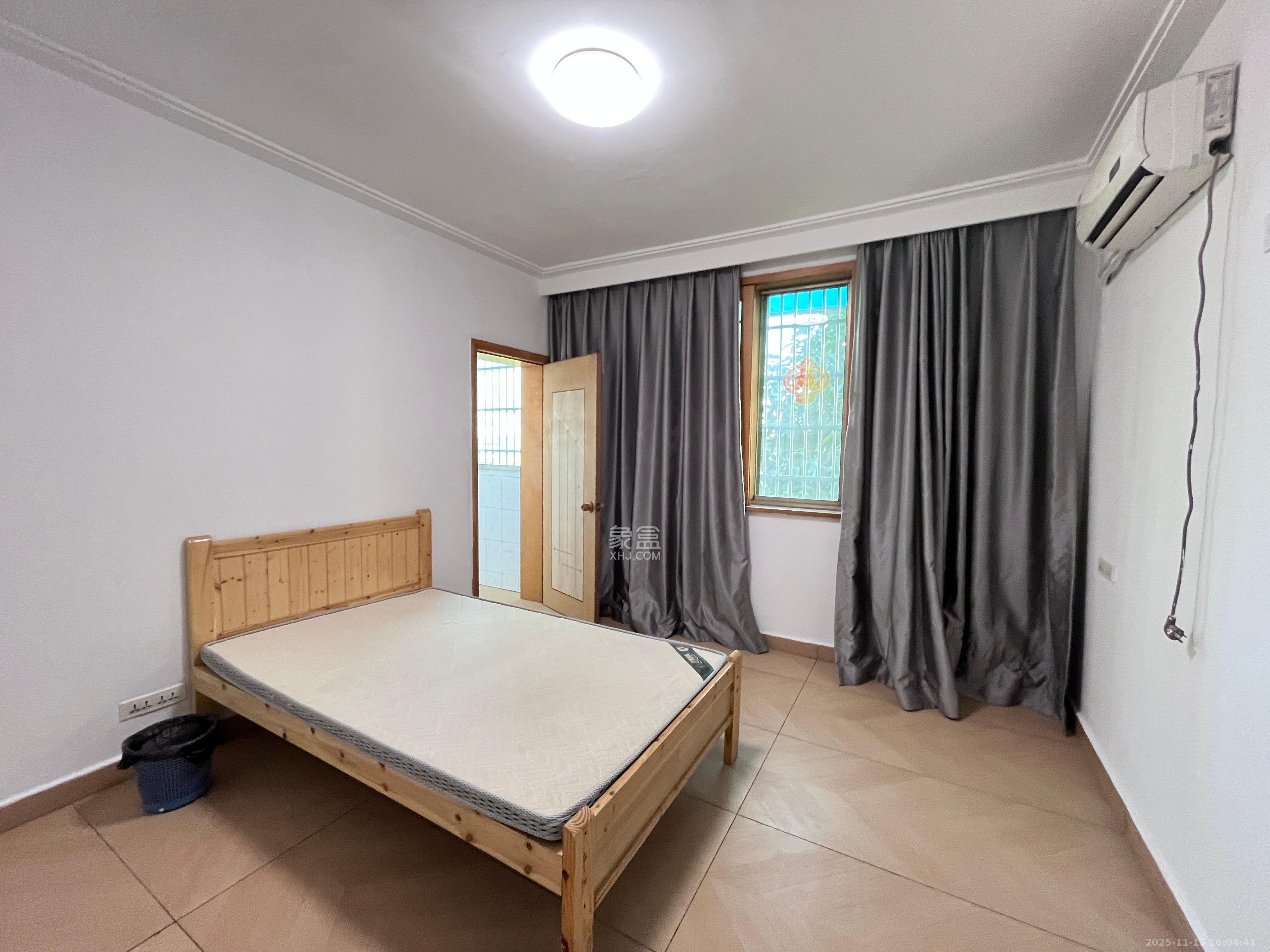 德政园 4室2厅2卫 3800.0元/月 德政园 4室2厅2卫 3800.0元/月室内图