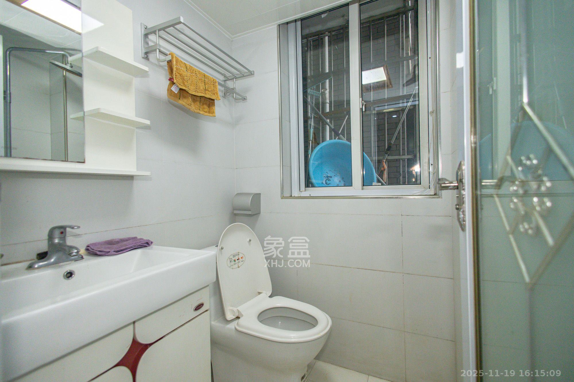 时代星城  2室2厅1卫    1400.0元/月室内图