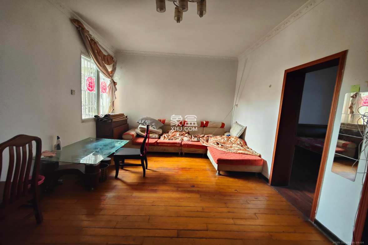 华达家园 3室1厅1卫 1000.0元/月 华达家园 3室1厅1卫 1000.0元/月室内图