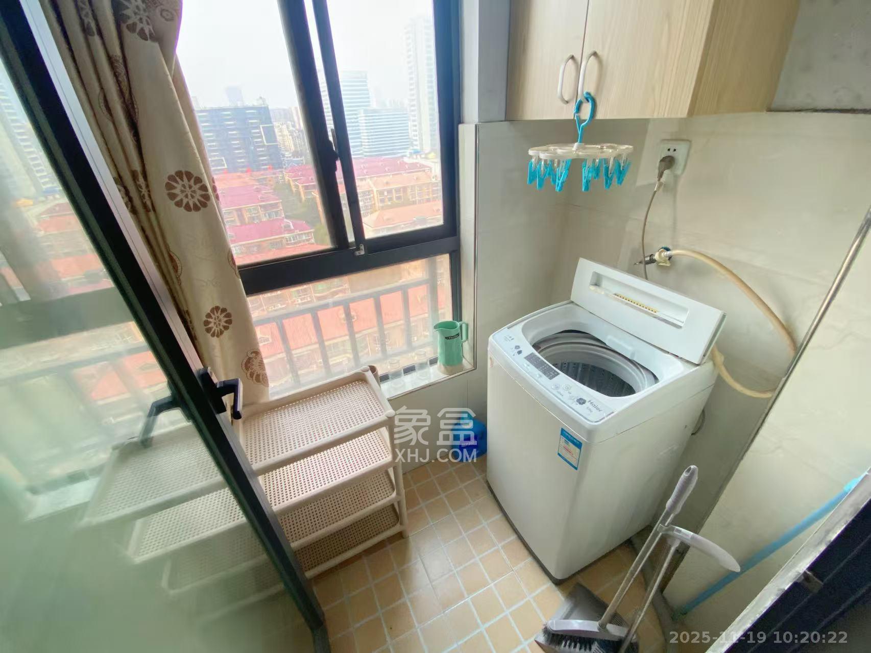 上峰苑（兰亭玥岛）  1室1厅1卫    1300.0元/月室内图