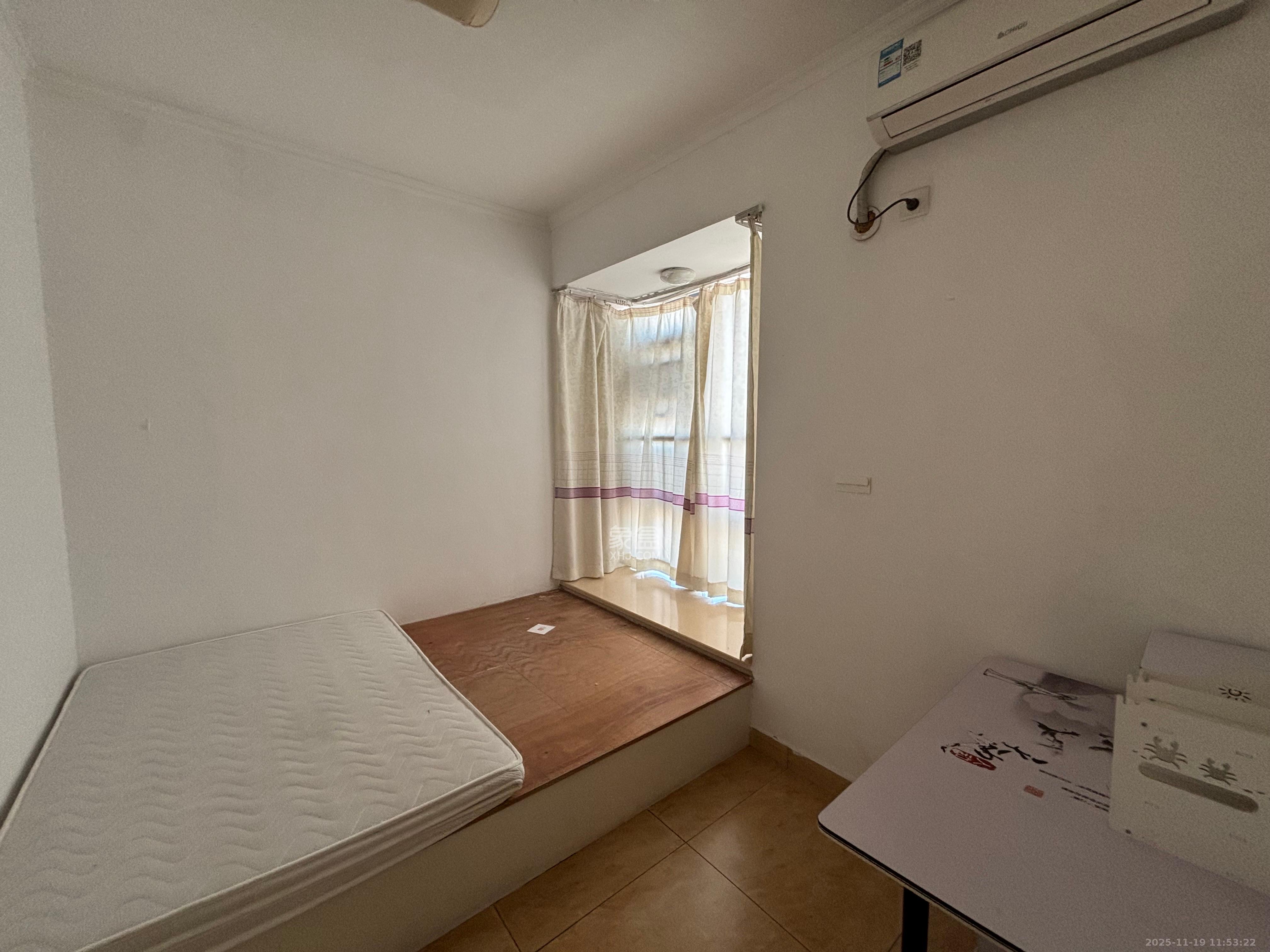 潇湘名城(新里程潇湘名城)  1室1厅1卫    1700.0元/月室内图