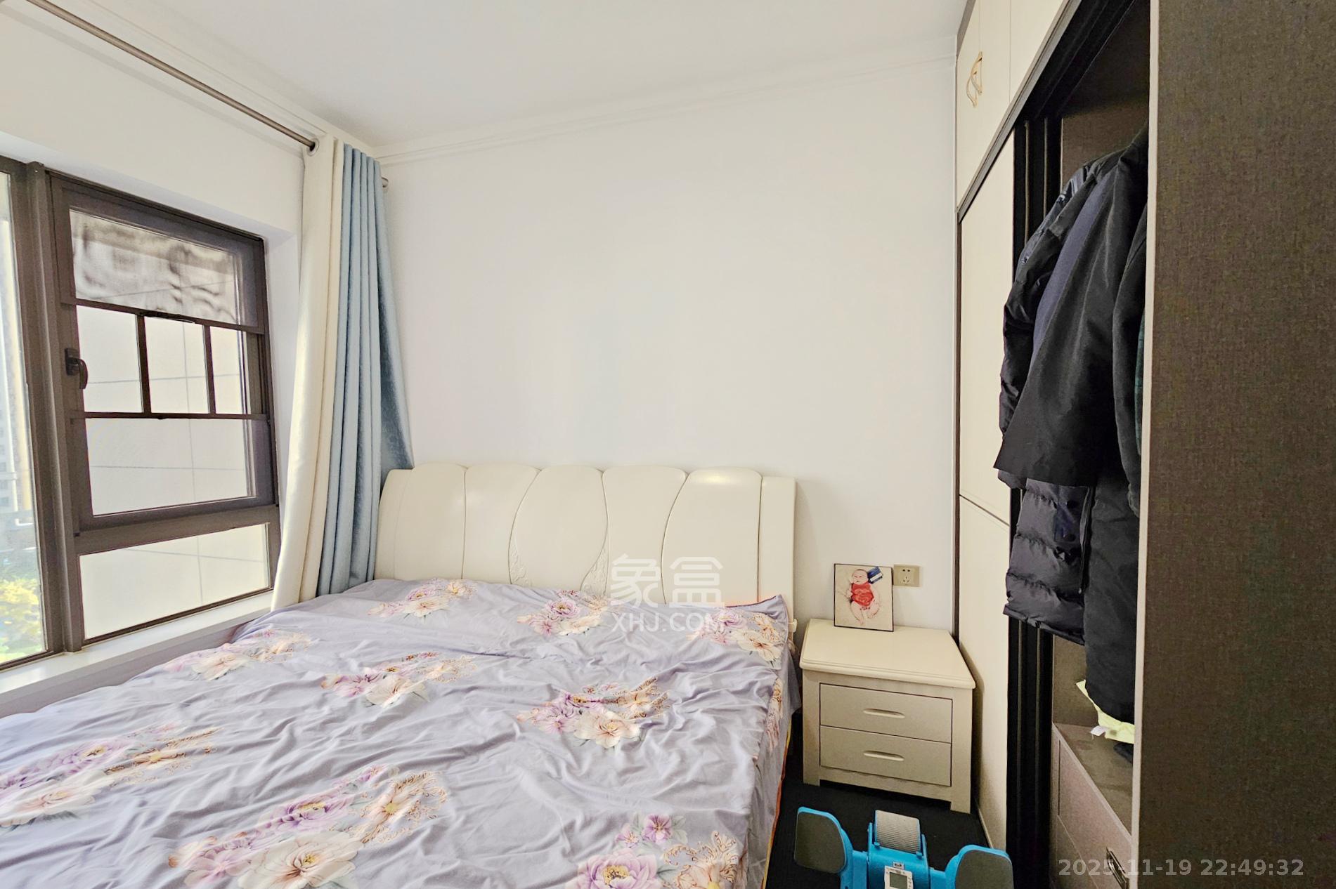 阳光城尚东湾青柠园 3室2厅2卫 100.0万 阳光城尚东湾青柠园 3室2厅2卫 100.0万卧室