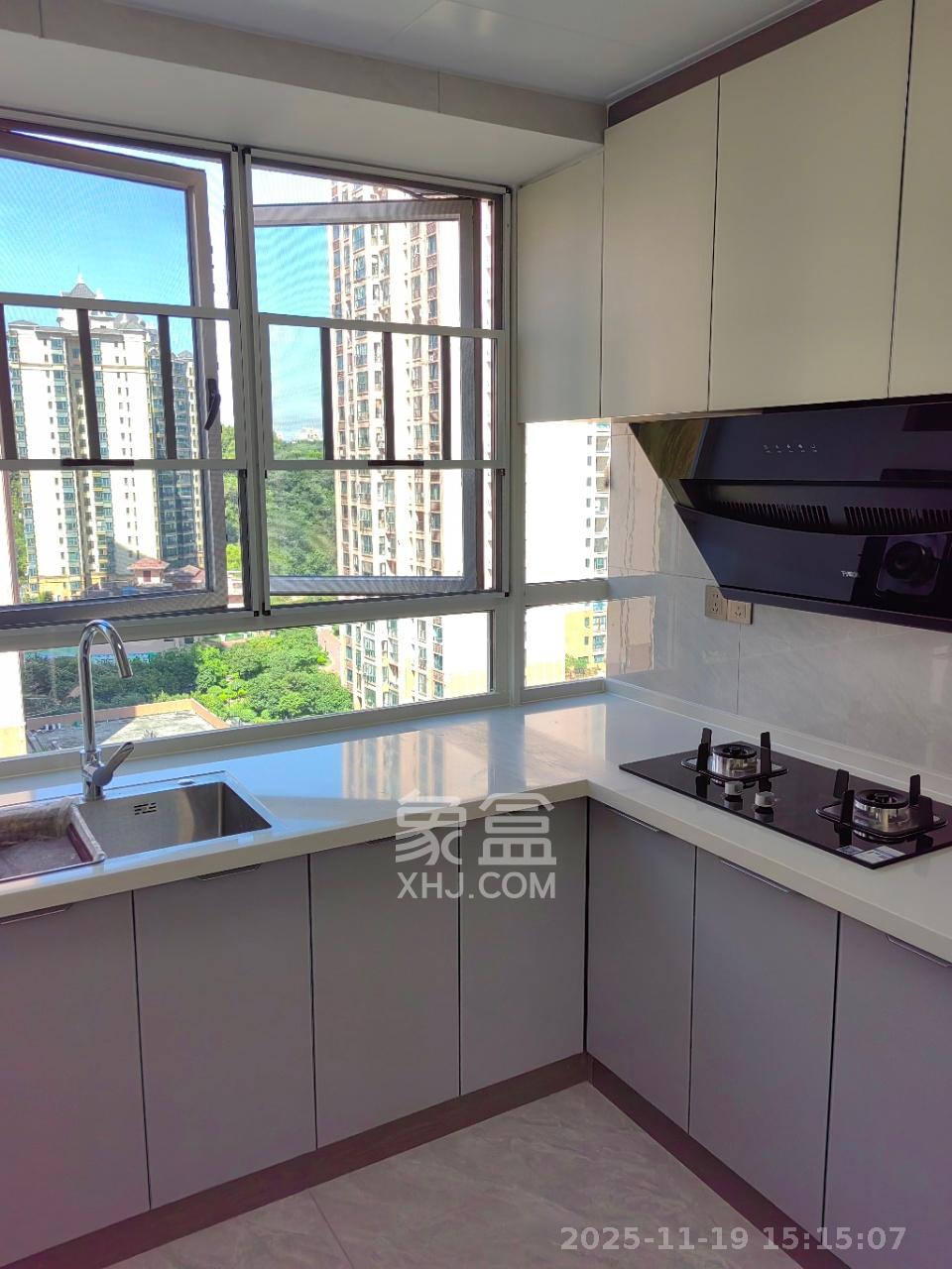 中建嘉和城  1室1厅1卫    1600.0元/月室内图