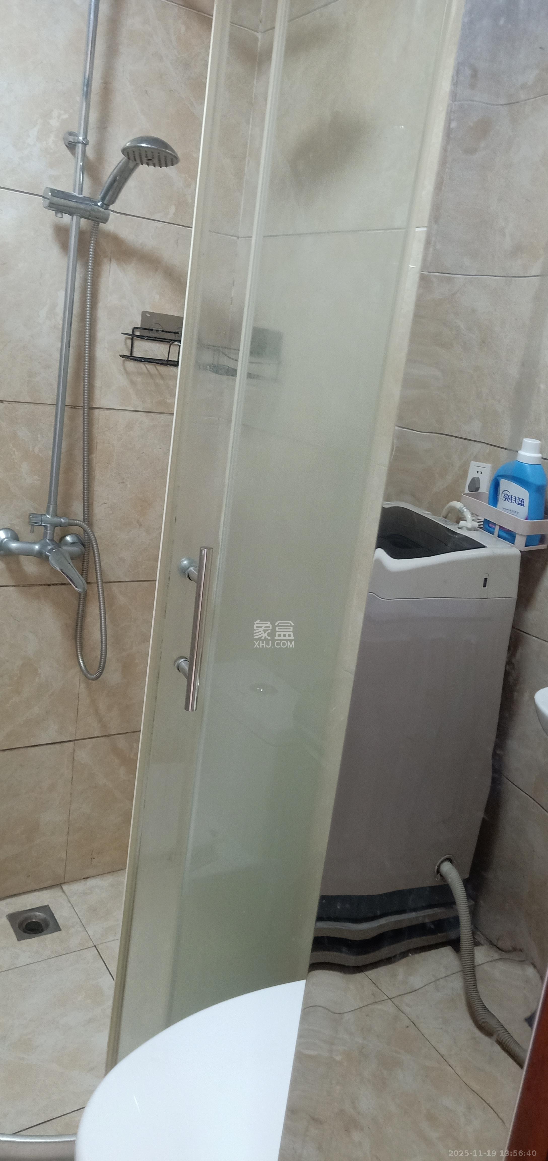 佐佑大厦  1室1厅1卫    750.0元/月室内图