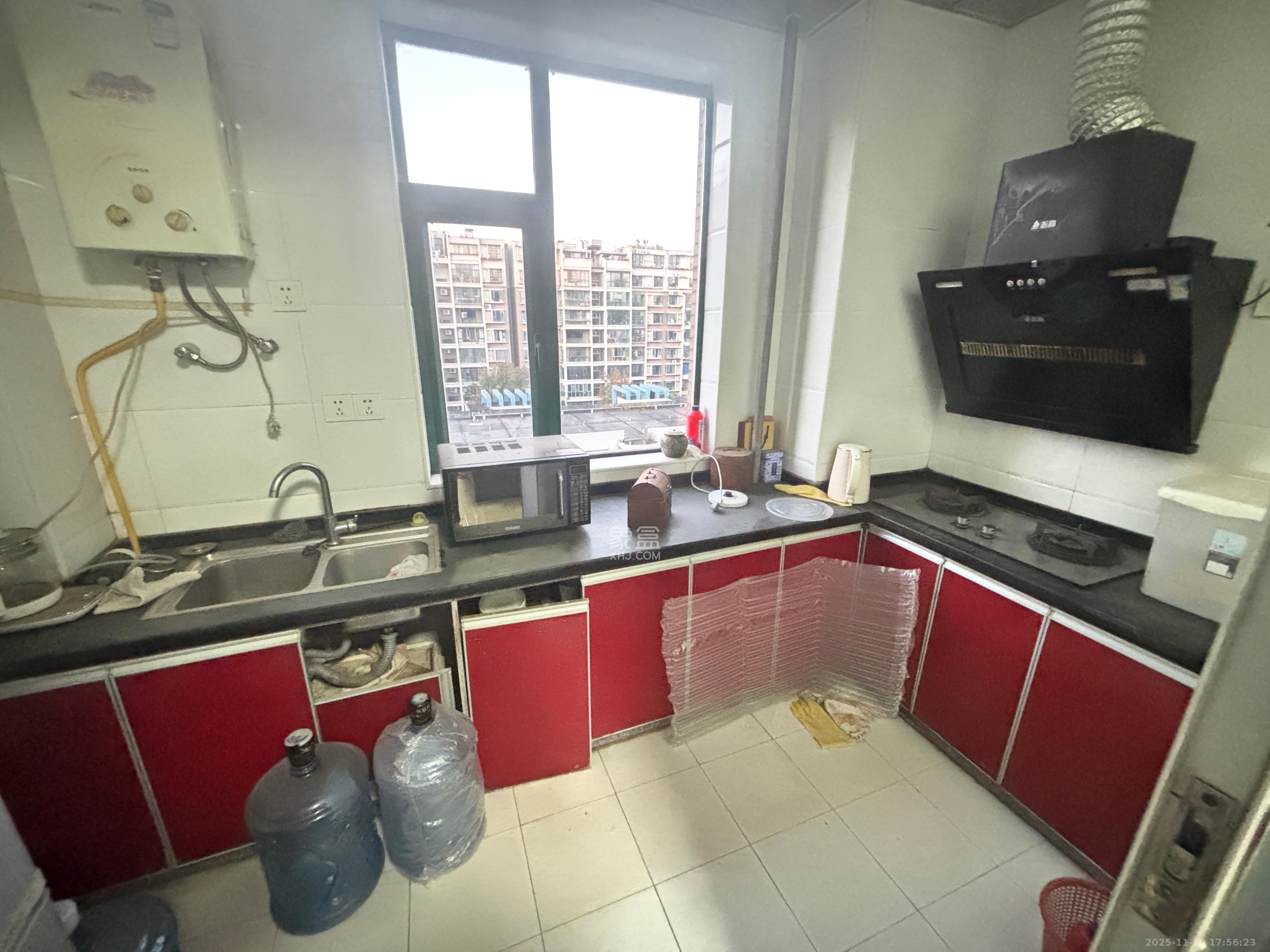 银桂苑 4室2厅2卫 3100.0元/月 银桂苑 4室2厅2卫 3100.0元/月室内图