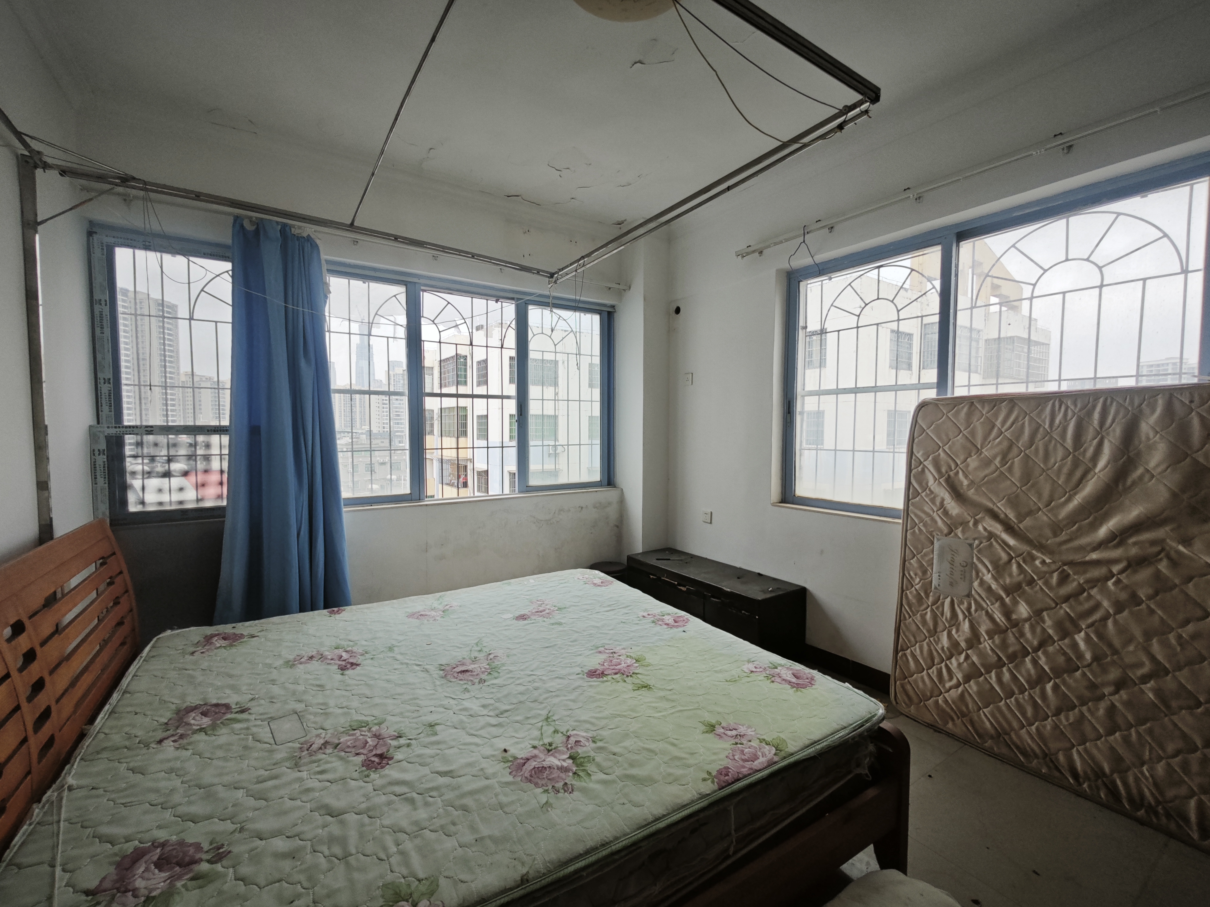 滨江花园(青年路) 2室1厅1卫 2000.0元/月 滨江花园(青年路) 2室1厅1卫 2000.0元/月室内图