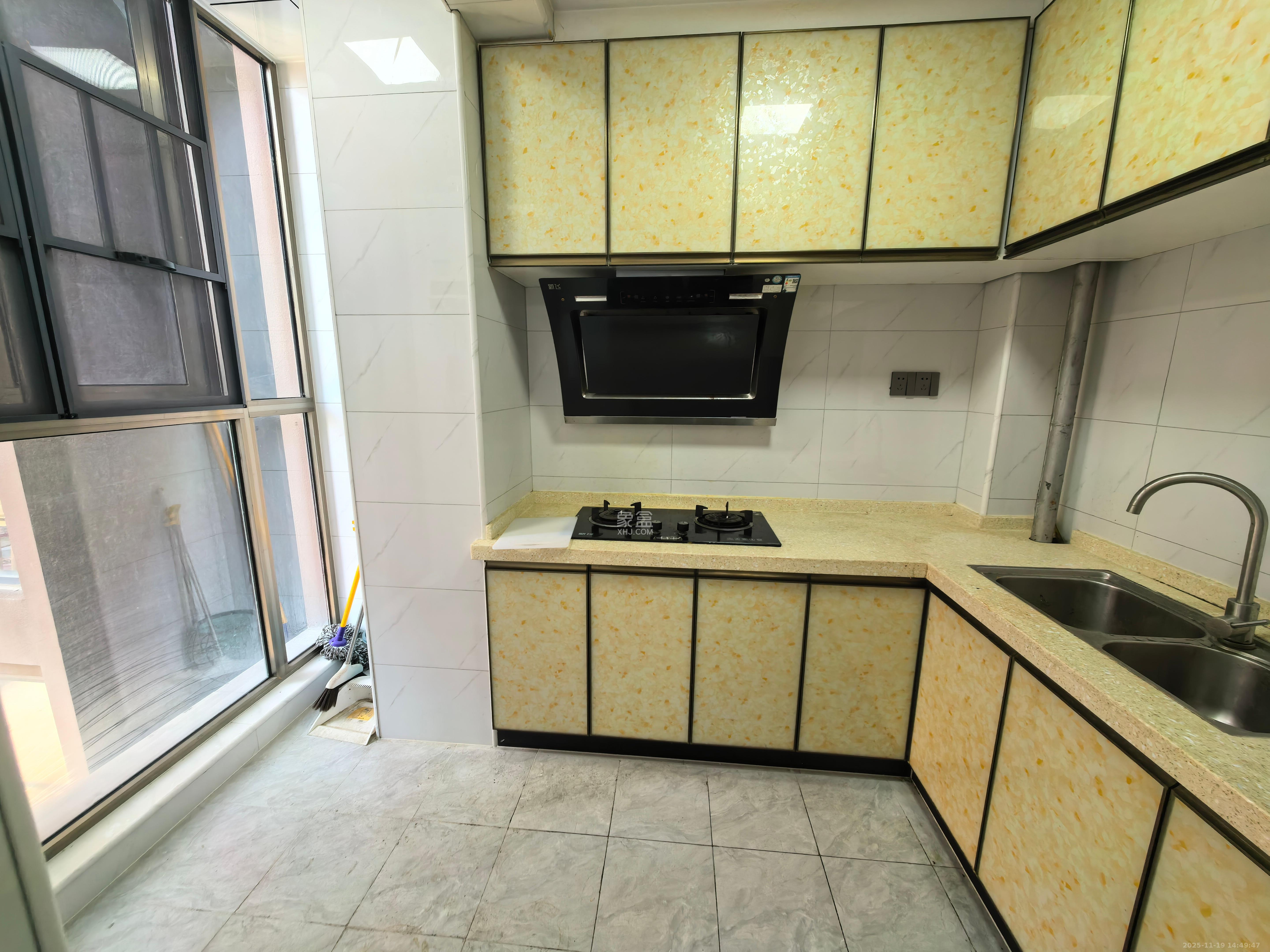 江山帝景哈佛 2室2厅1卫 1800.0元/月 江山帝景哈佛 2室2厅1卫 1800.0元/月室内图