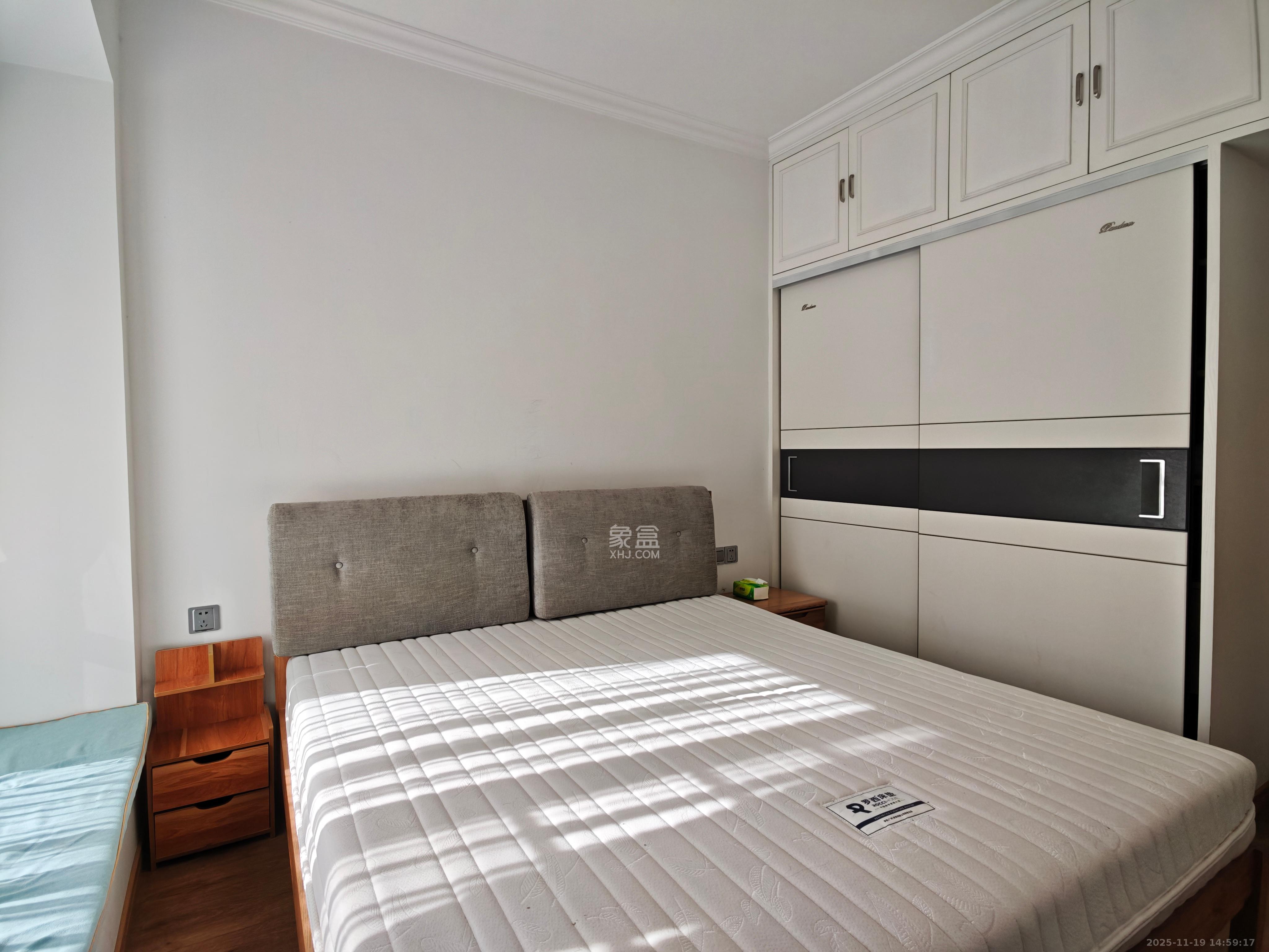 五矿万境水岸五期（五矿万境水岸文苑）  2室2厅1卫    2300.0元/月室内图