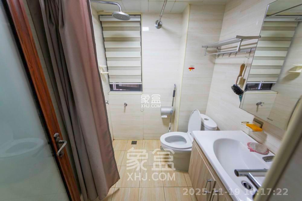 鑫远御文台二期  2室2厅1卫    2300.0元/月室内图