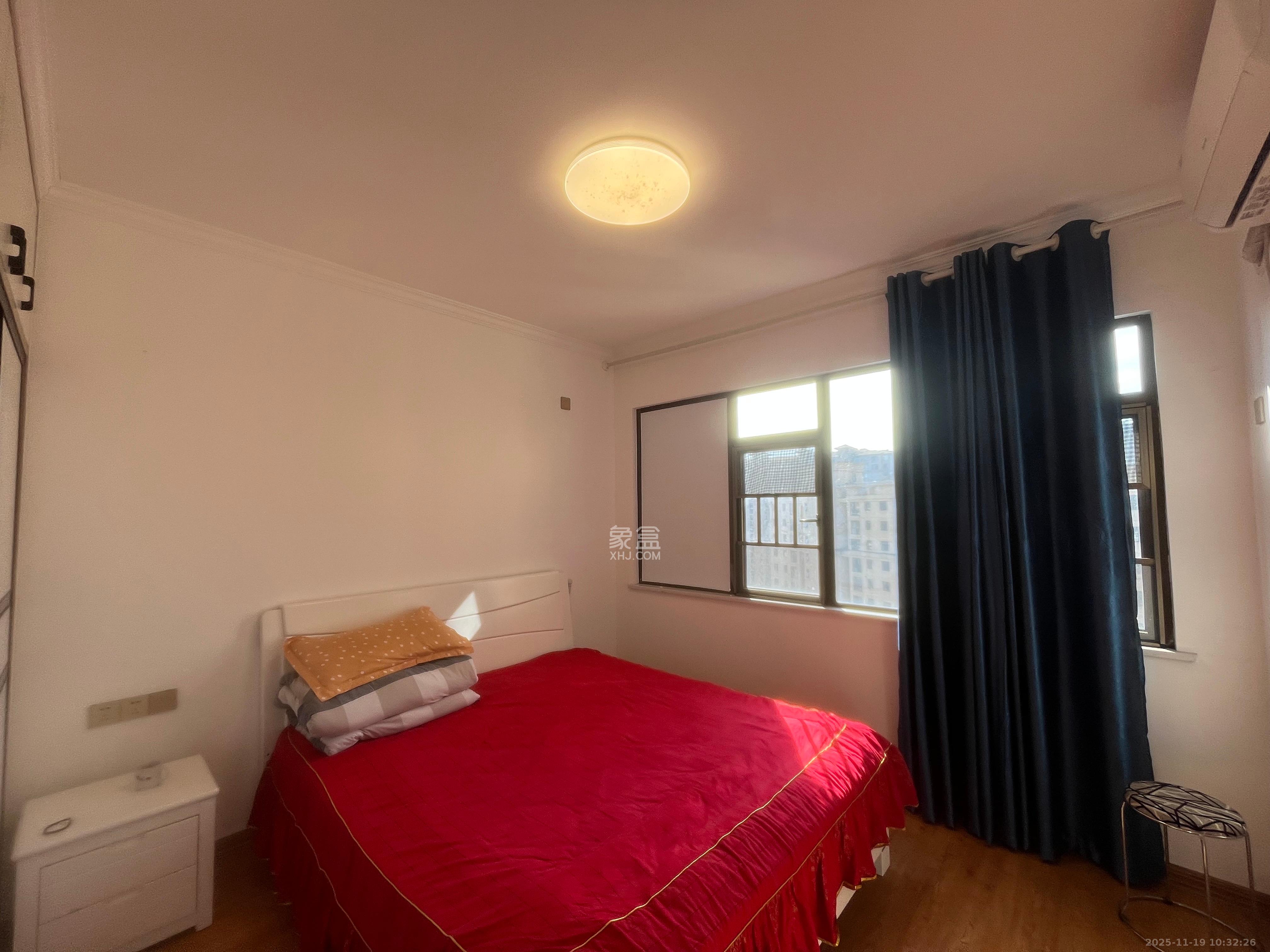 江山帝景哈佛  3室2厅2卫    2600.0元/月室内图