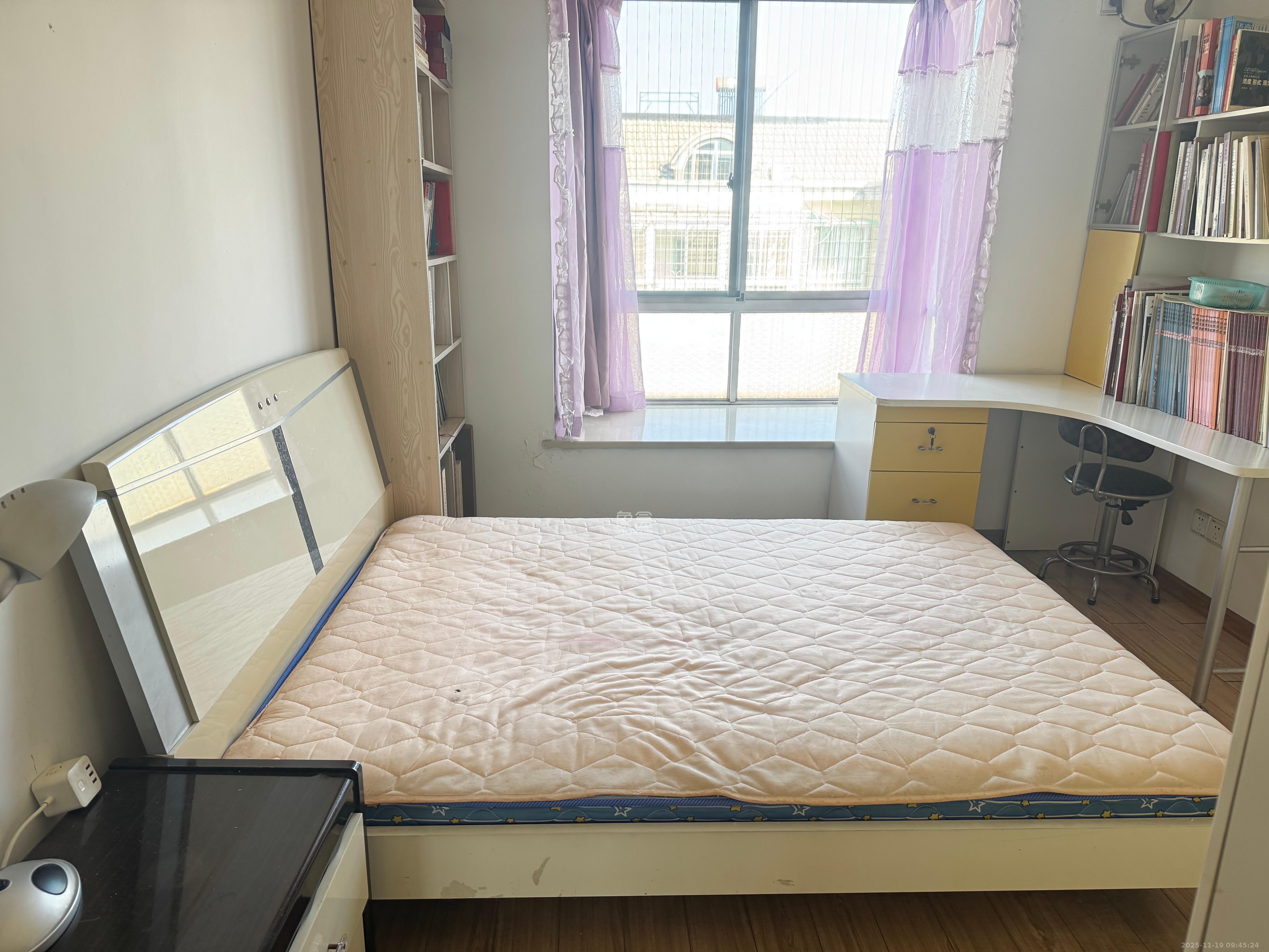 大众传媒教师公寓 4室2厅2卫 2800.0元/月 大众传媒教师公寓 4室2厅2卫 2800.0元/月室内图