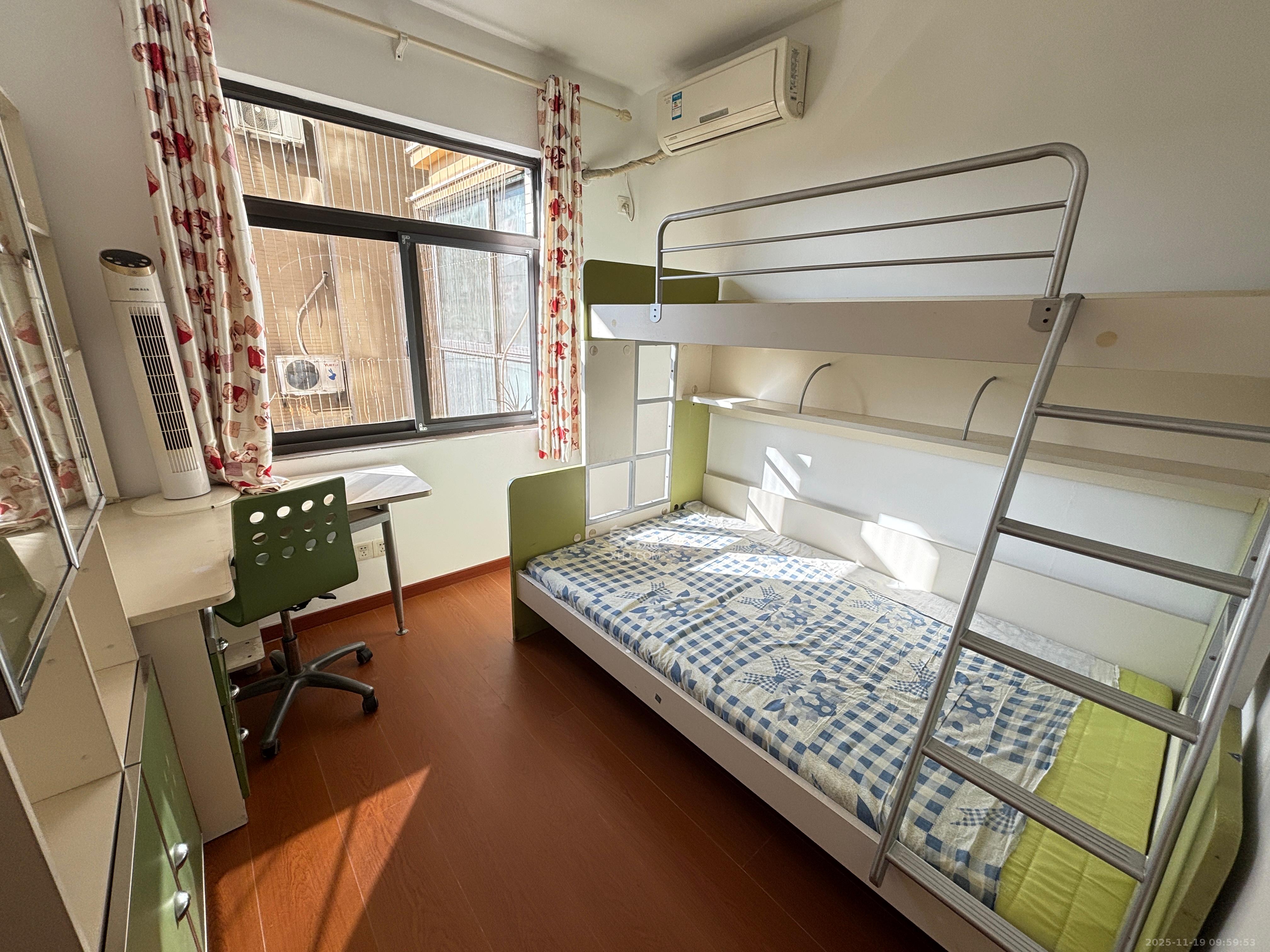 钱隆樽品(一、二、三期) 3室2厅2卫 2400.0元/月 钱隆樽品(一、二、三期) 3室2厅2卫 2400.0元/月室内图