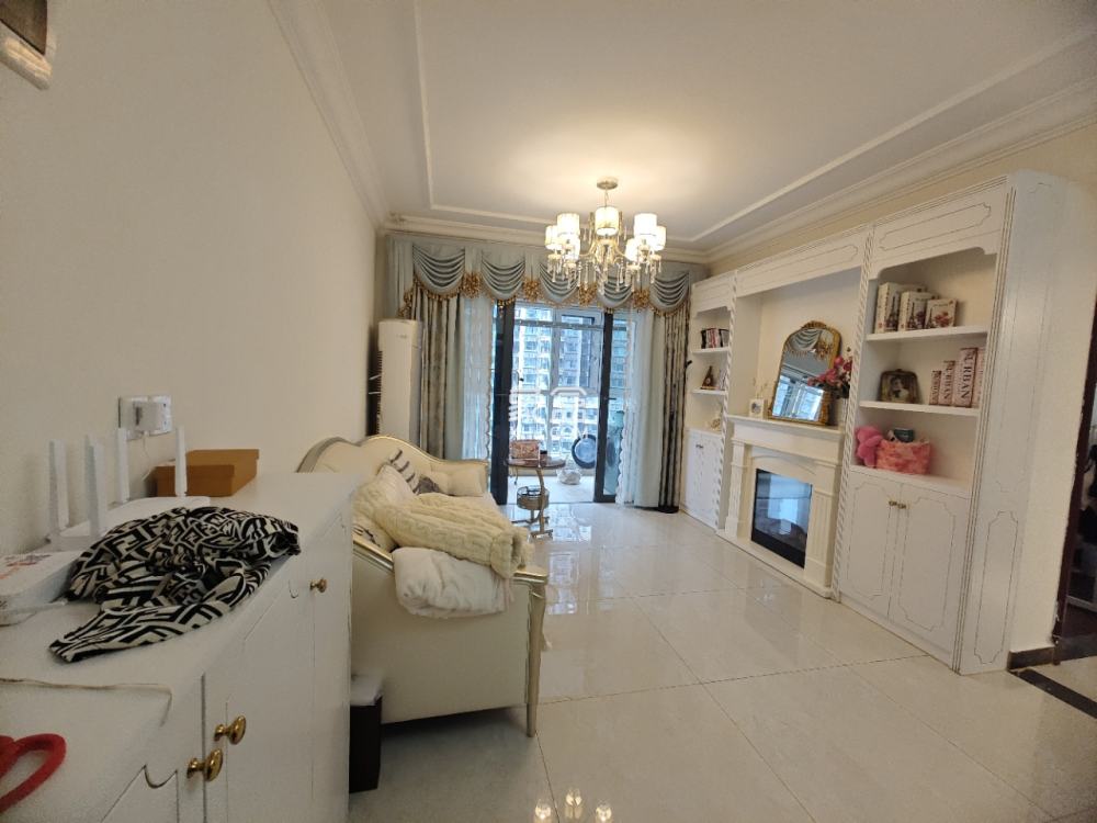 恒大华府  3室2厅1卫    66.0万