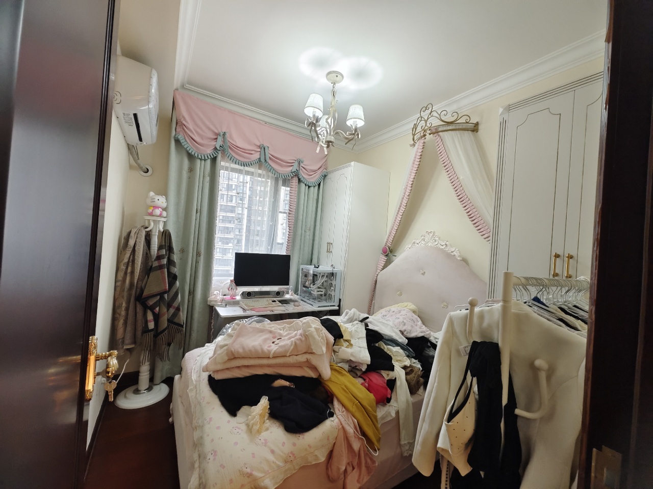 恒大华府  3室2厅1卫    66.0万室内图