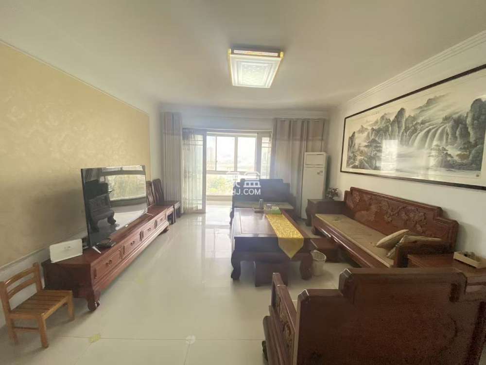 江岸人家  3室2厅2卫    43.8万