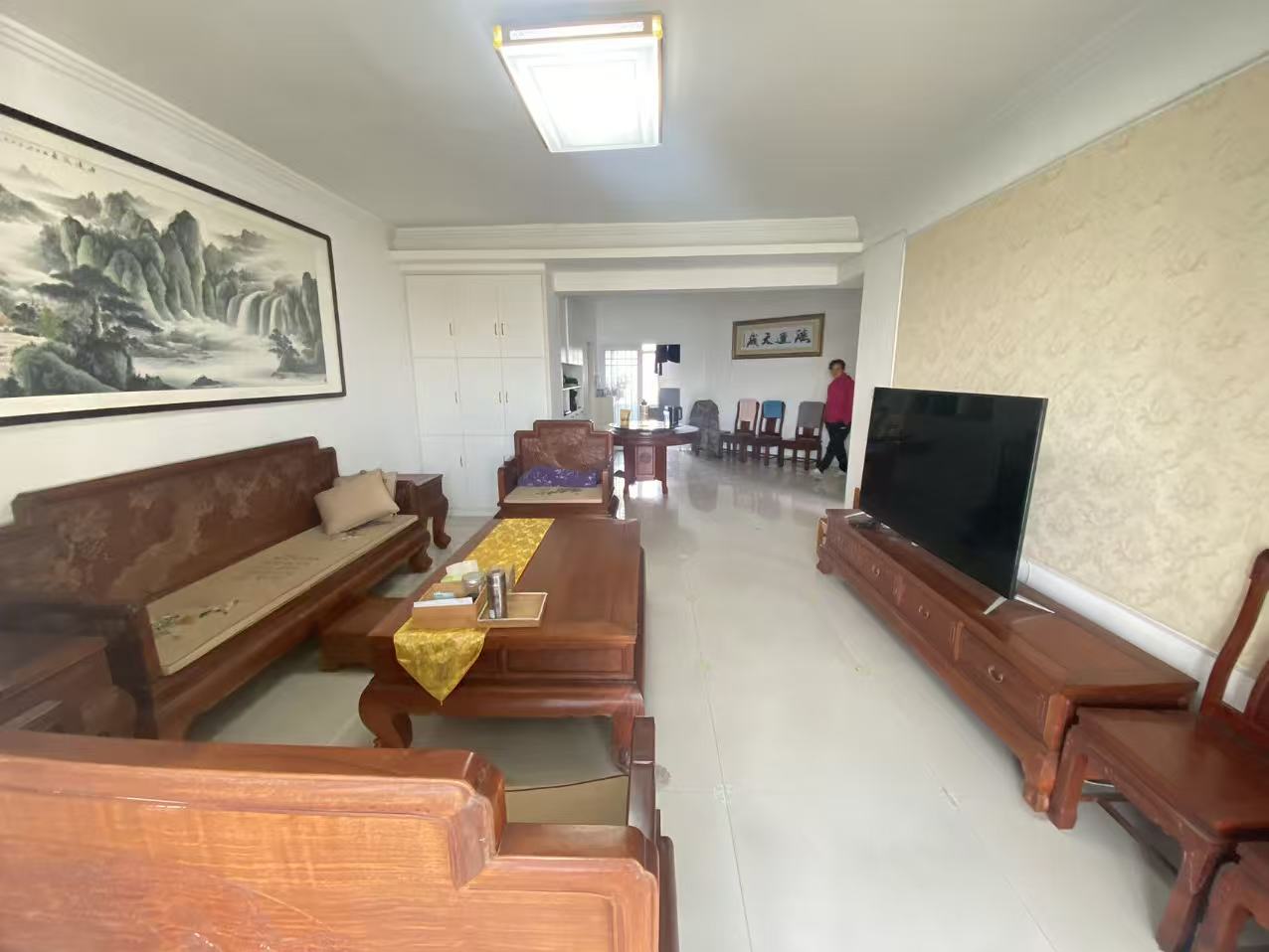 江岸人家  3室2厅2卫    43.8万室内图