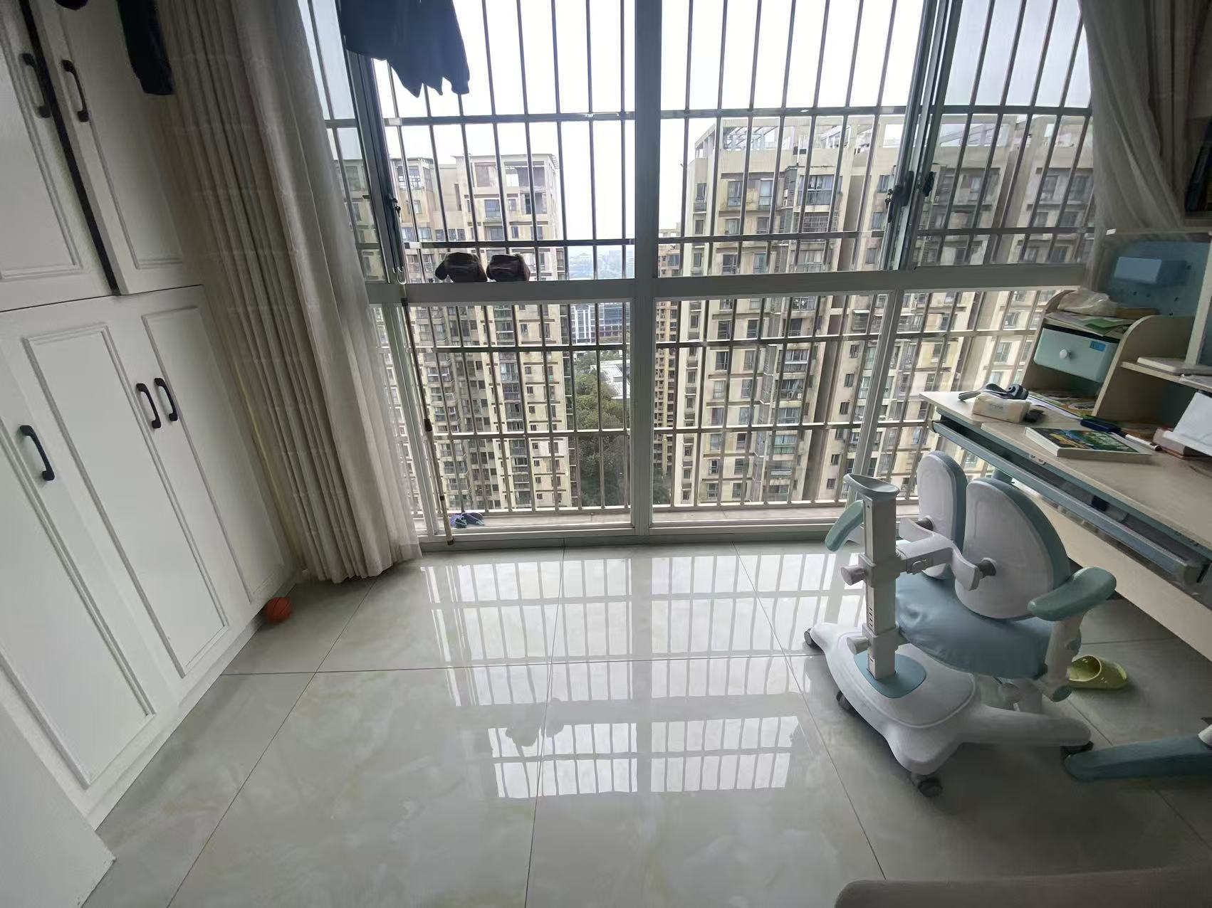 恒瑞雅园 3室2厅2卫 62.0万 恒瑞雅园 3室2厅2卫 62.0万室内图