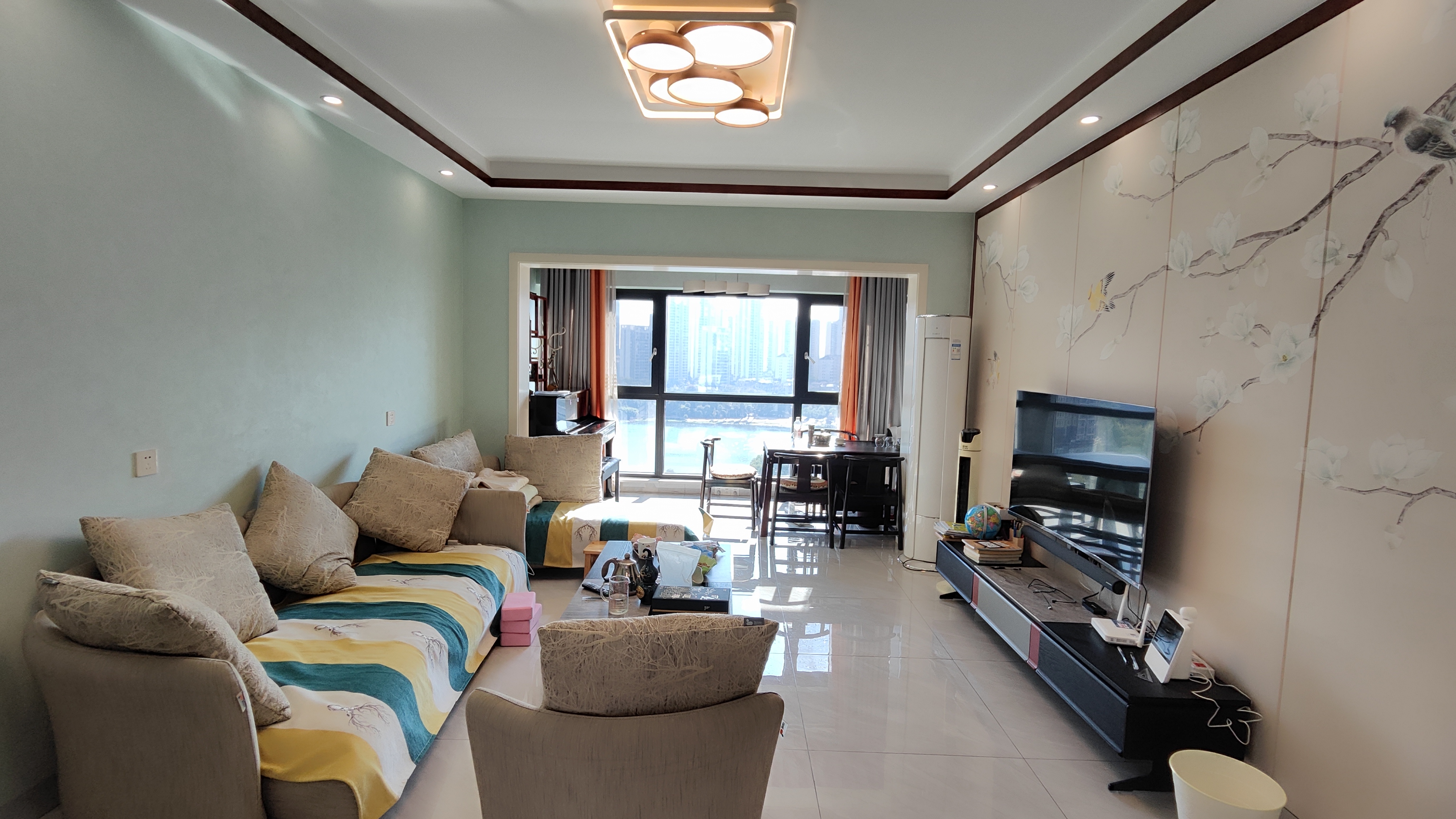 美的城四期  3室2厅2卫    79.8万室内图