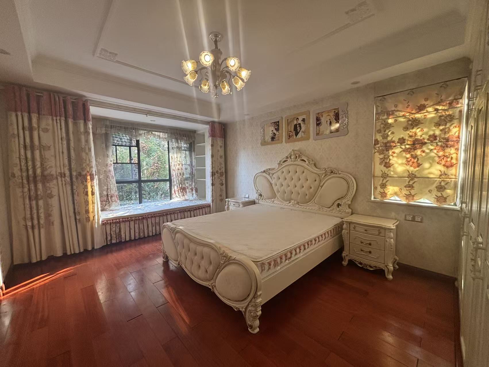 佳兆业金域天下一期  4室2厅3卫    118.0万室内图