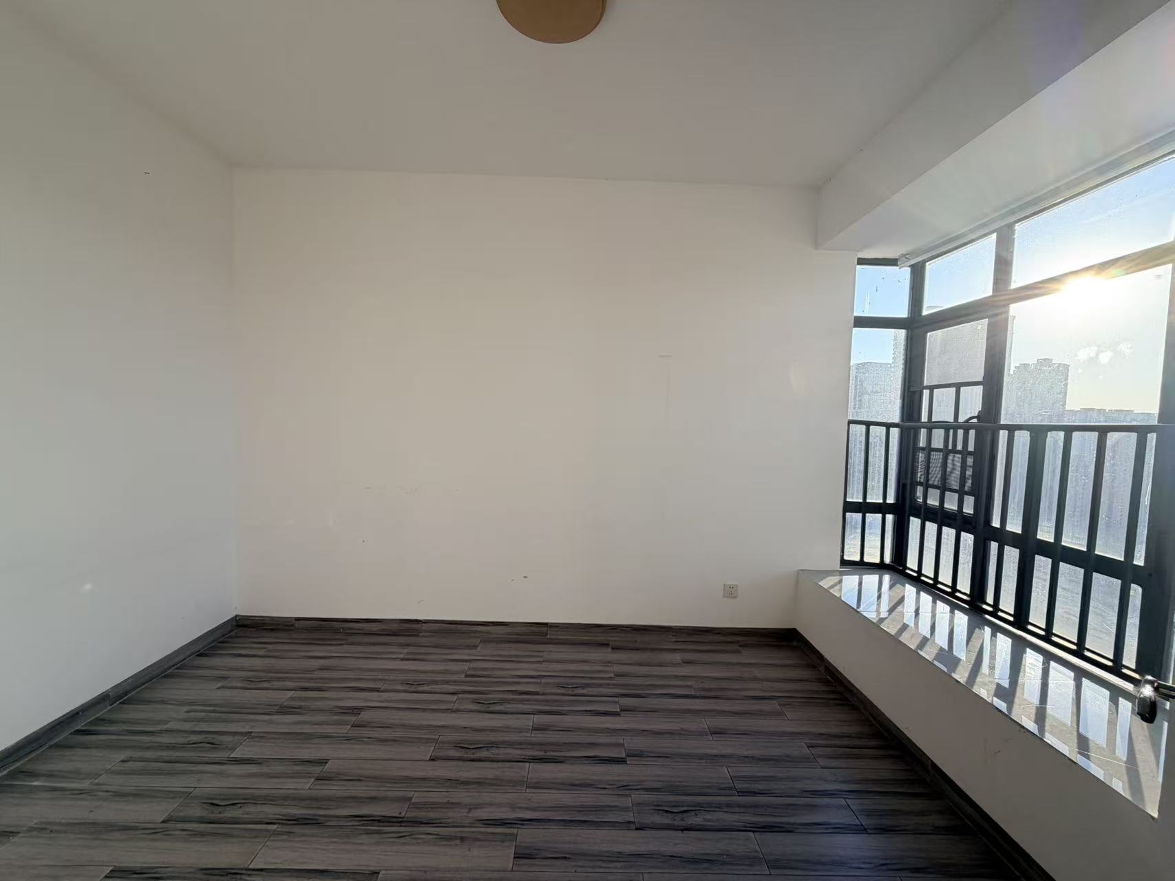 流金岁月-华晨国际 3室1厅1卫 62.0万 流金岁月-华晨国际 3室1厅1卫 62.0万室内图