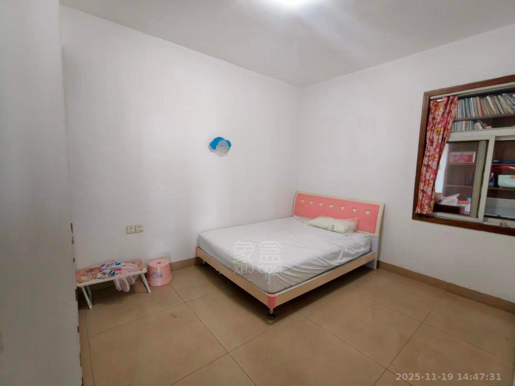 新澜府 3室2厅2卫 1500.0元/月 新澜府 3室2厅2卫 1500.0元/月室内图