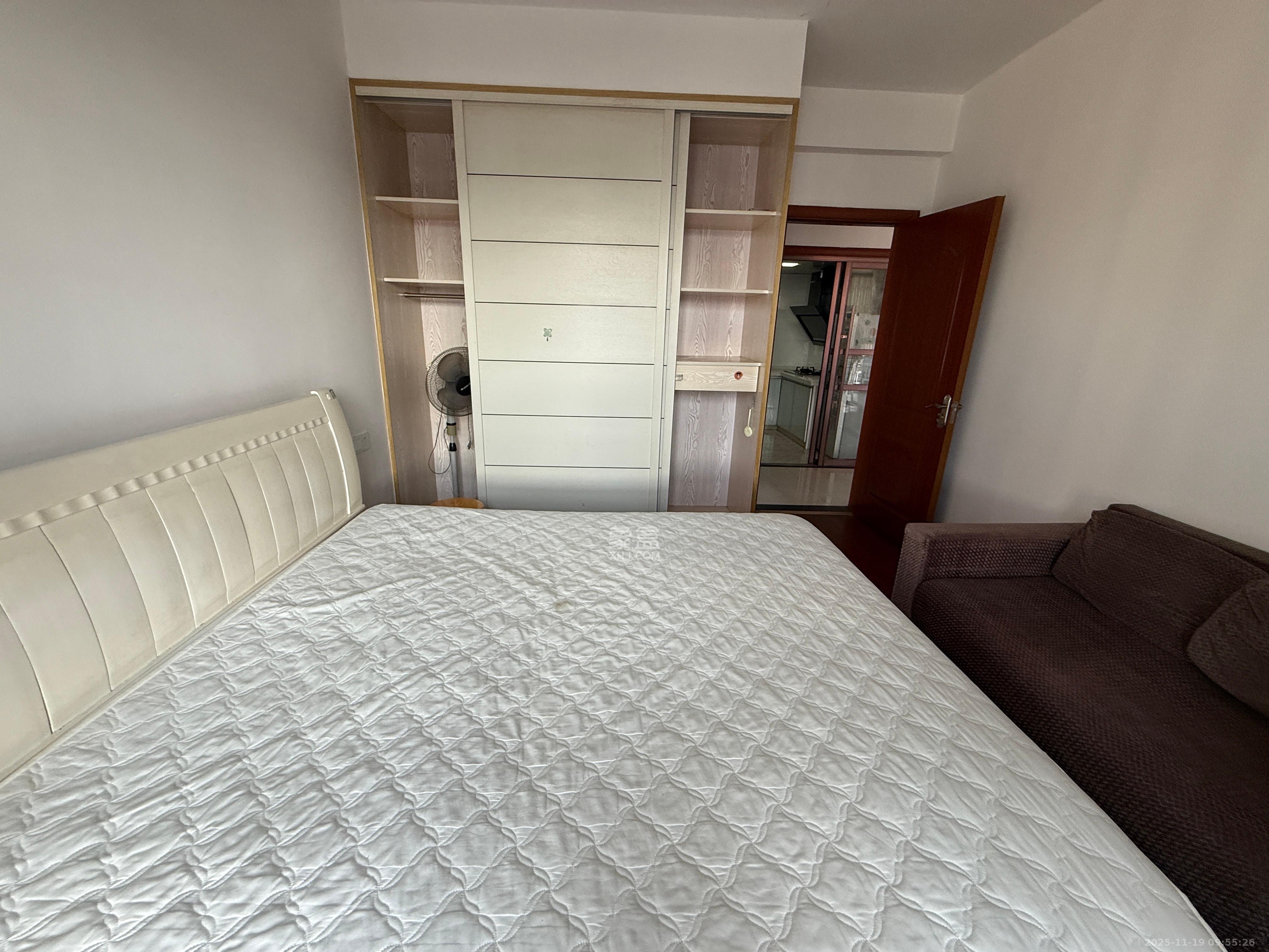 观沙嘉园  2室2厅1卫    1800.0元/月室内图