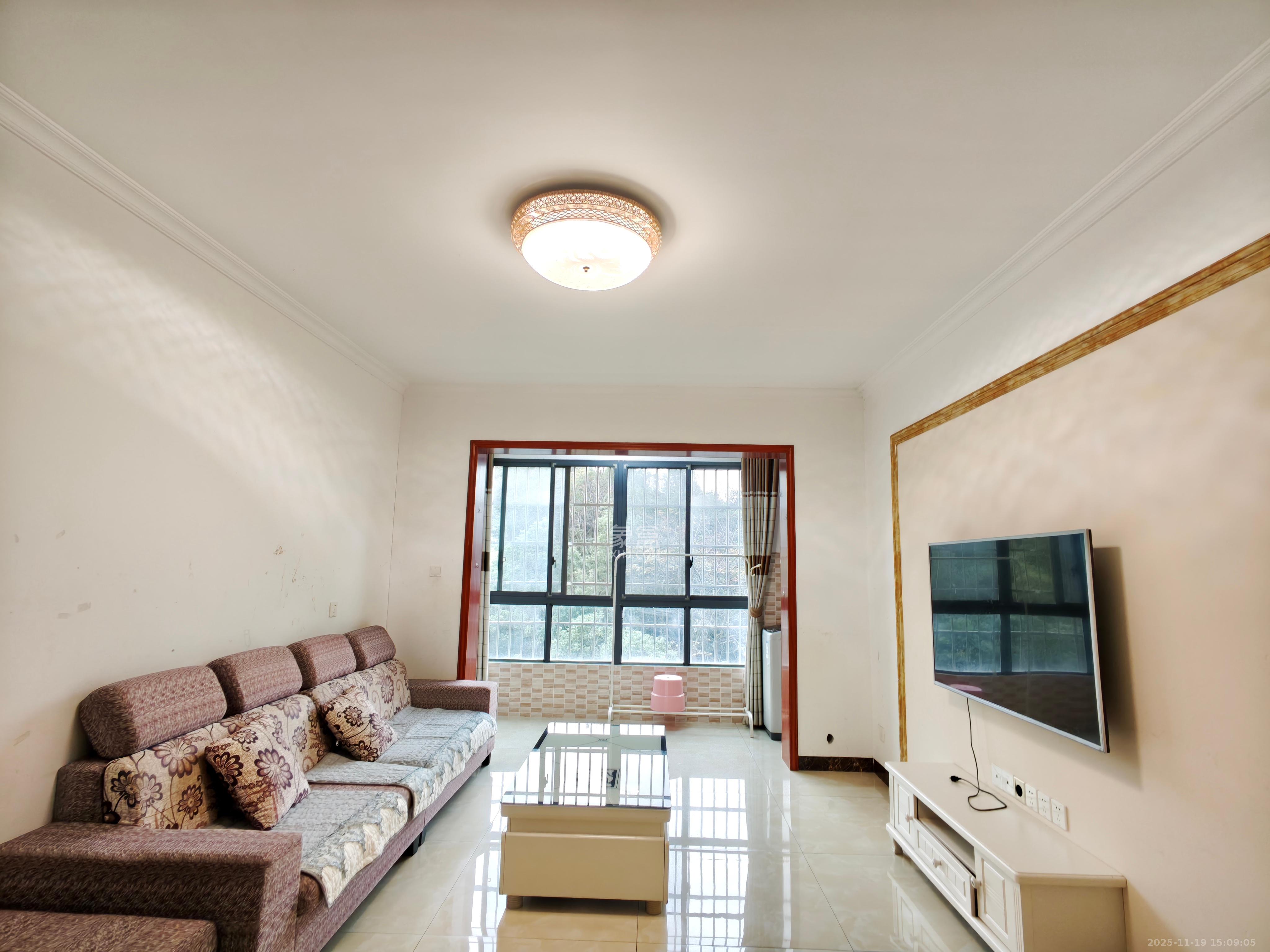 钱隆世家 3室2厅1卫 2000.0元/月 钱隆世家 3室2厅1卫 2000.0元/月室内图