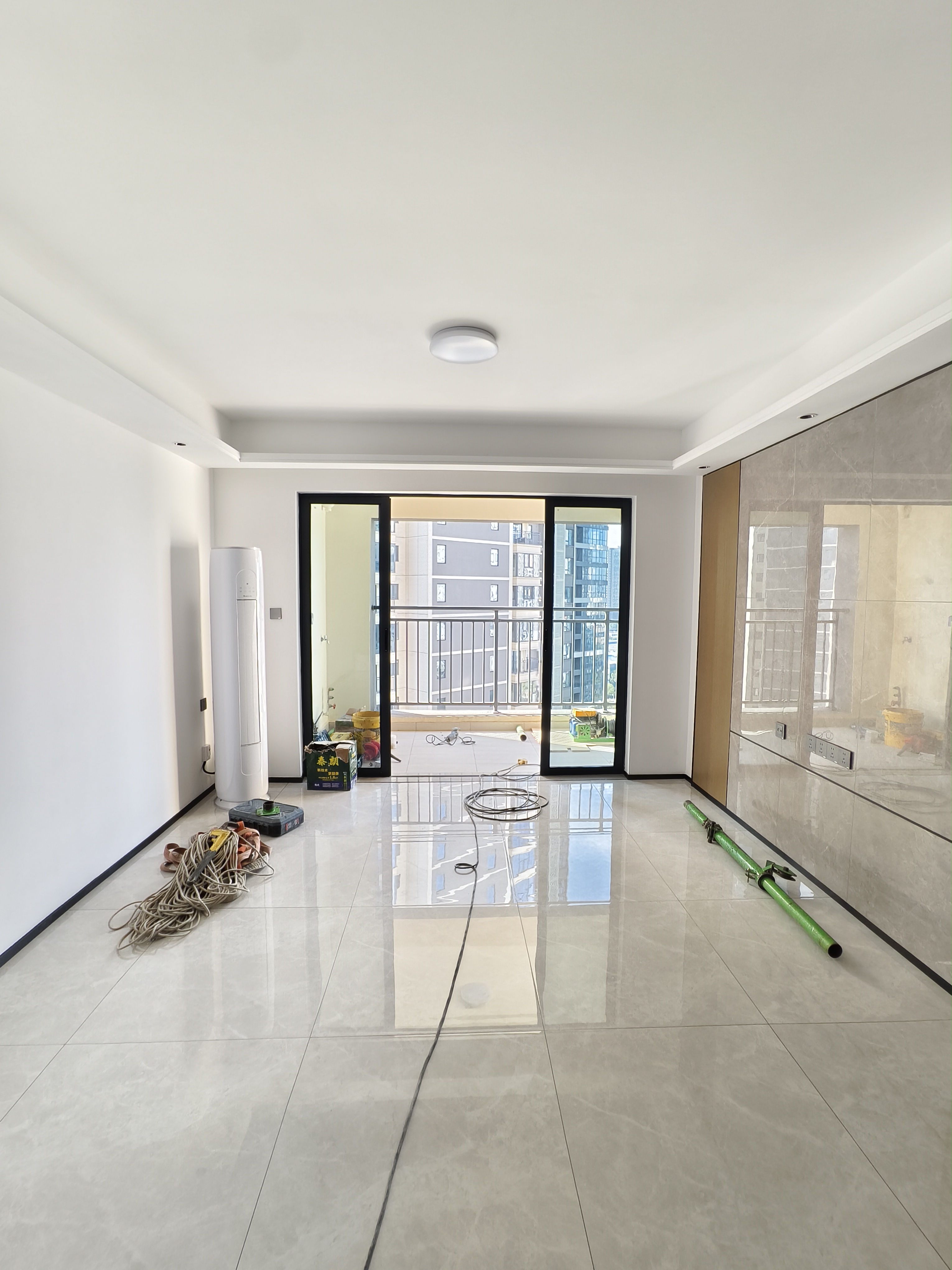 长房悦香山 3室2厅2卫 3300.0元/月 长房悦香山 3室2厅2卫 3300.0元/月户型图