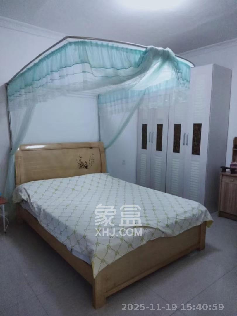 长房时代城  2室2厅1卫    2500.0元/月室内图