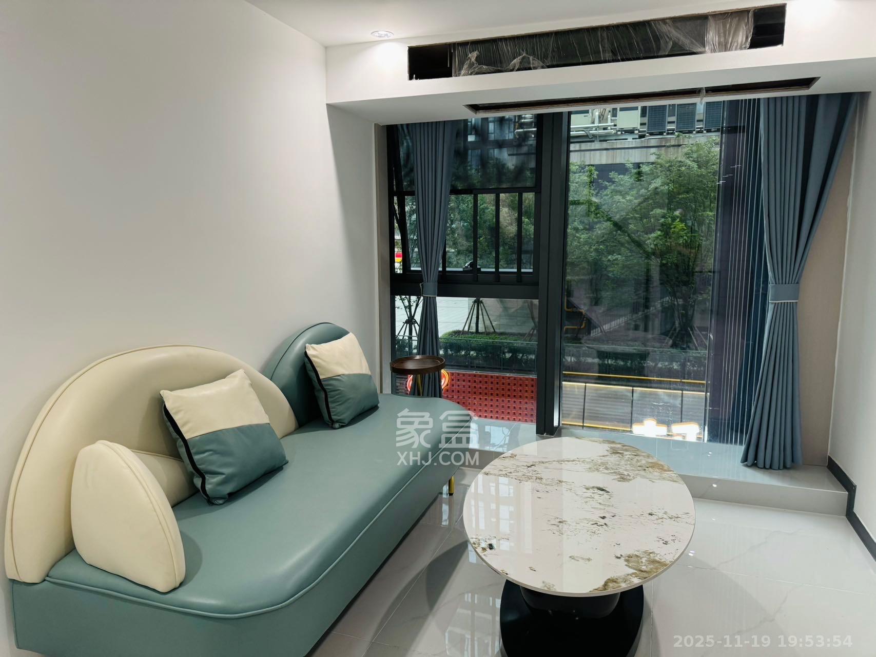 卓越中寰  2室1厅1卫    2100.0元/月