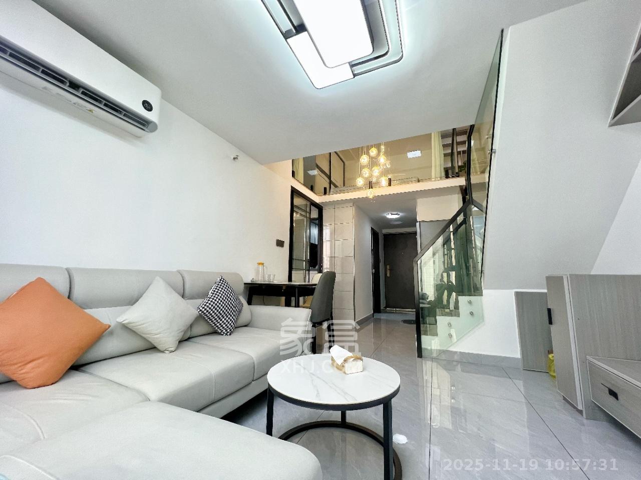 中国铁建湘语梅溪  2室2厅1卫    2100.0元/月室内图