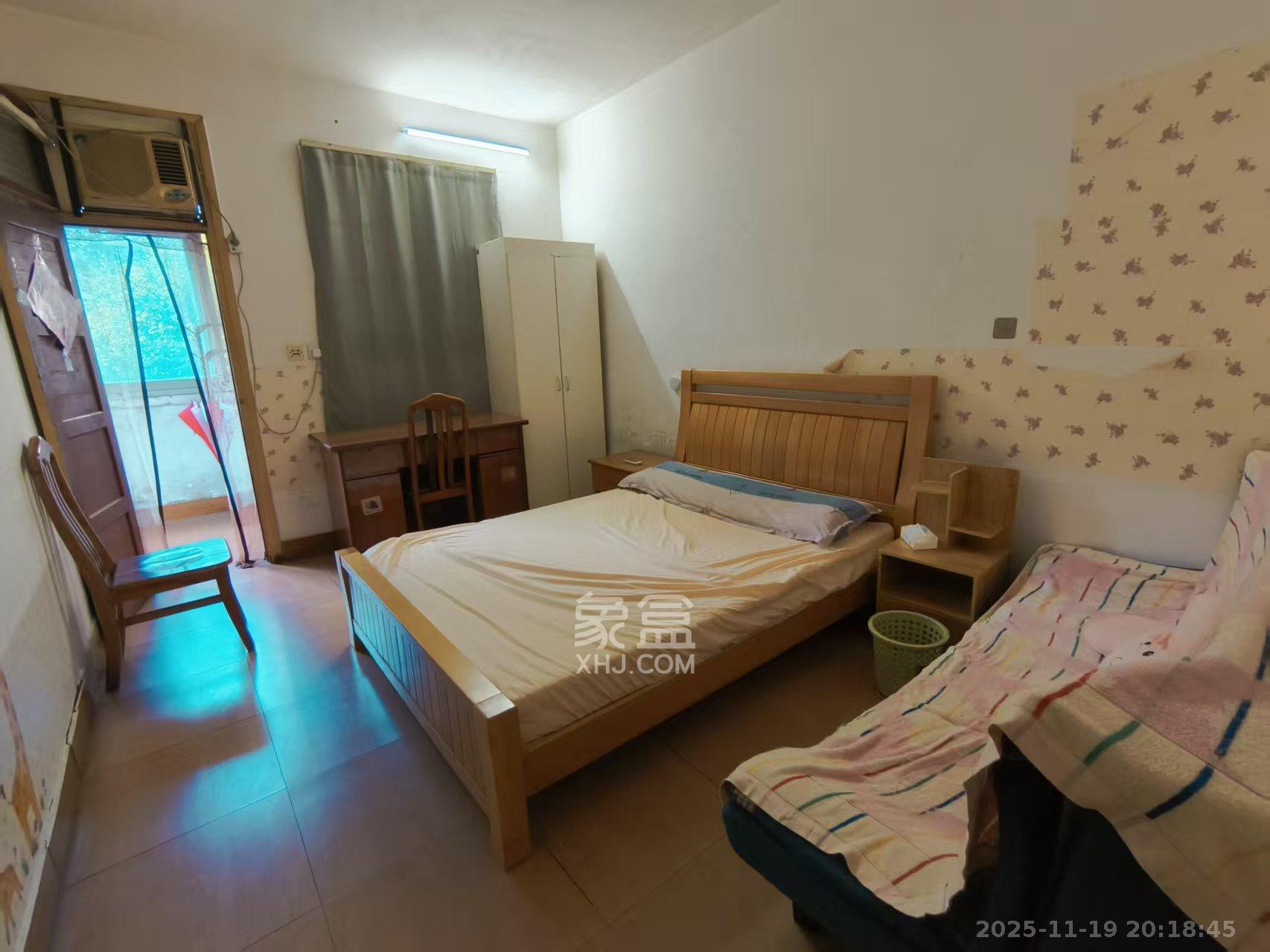 稻谷仓散盘 1室1厅1卫 1400.0元/月 稻谷仓散盘 1室1厅1卫 1400.0元/月室内图