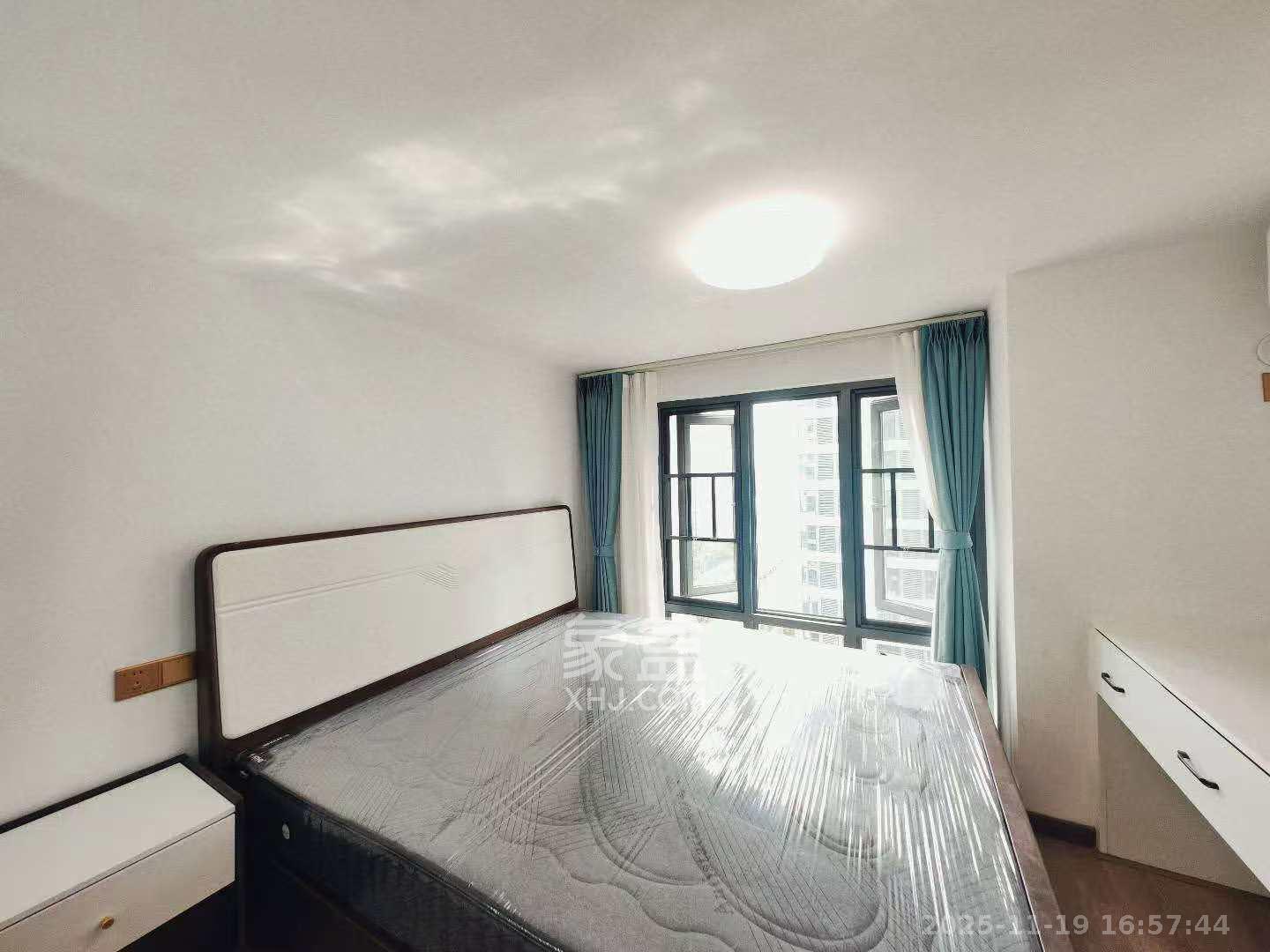 清控湖山雅居北区  2室1厅1卫    1850.0元/月室内图