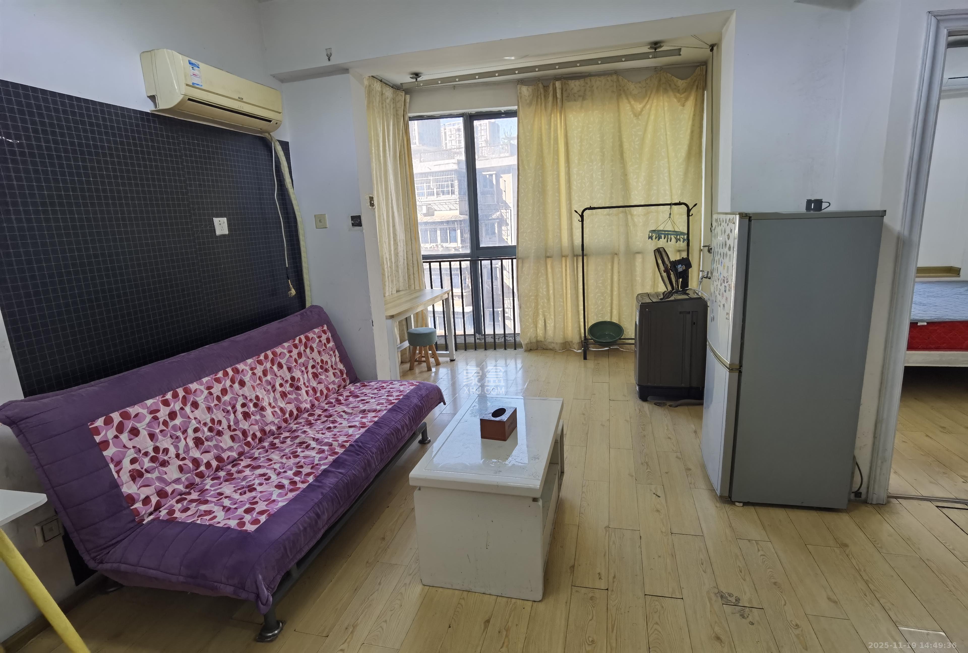 欧园  1室1厅1卫    1600.0元/月