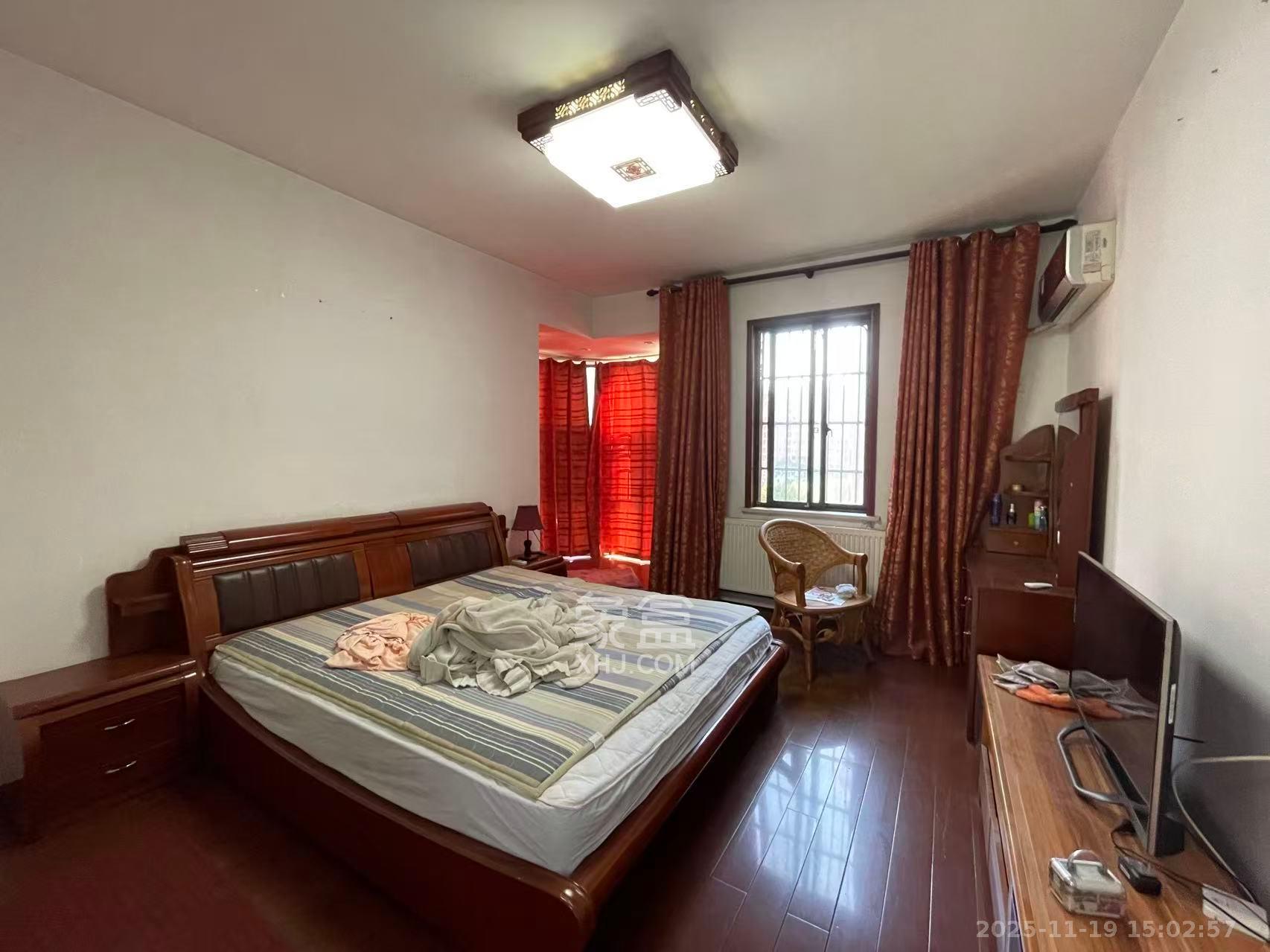 天城尚品 5室2厅2卫 5000.0元/月 天城尚品 5室2厅2卫 5000.0元/月室内图