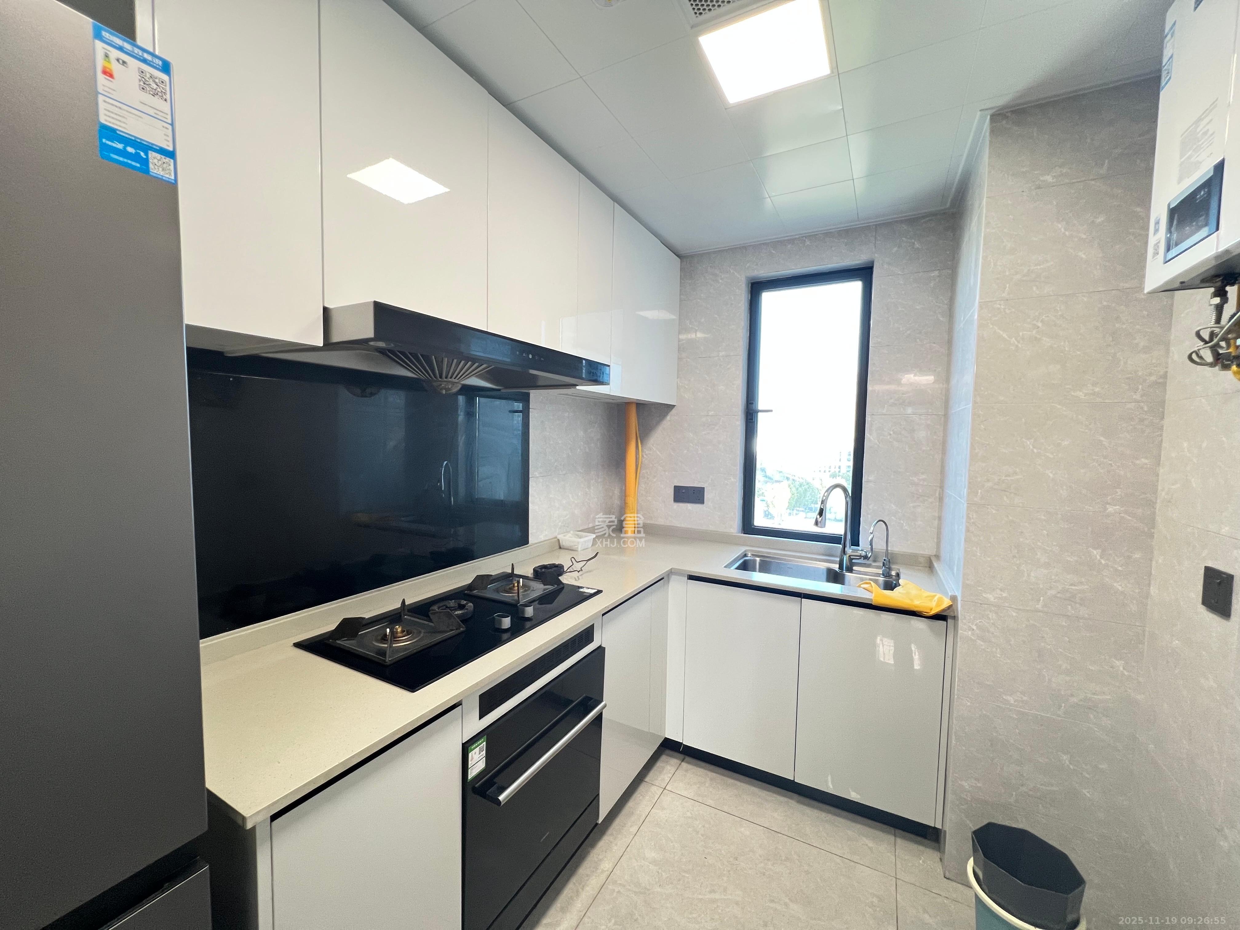 金源府 4室2厅2卫 4300.0元/月 金源府 4室2厅2卫 4300.0元/月室内图