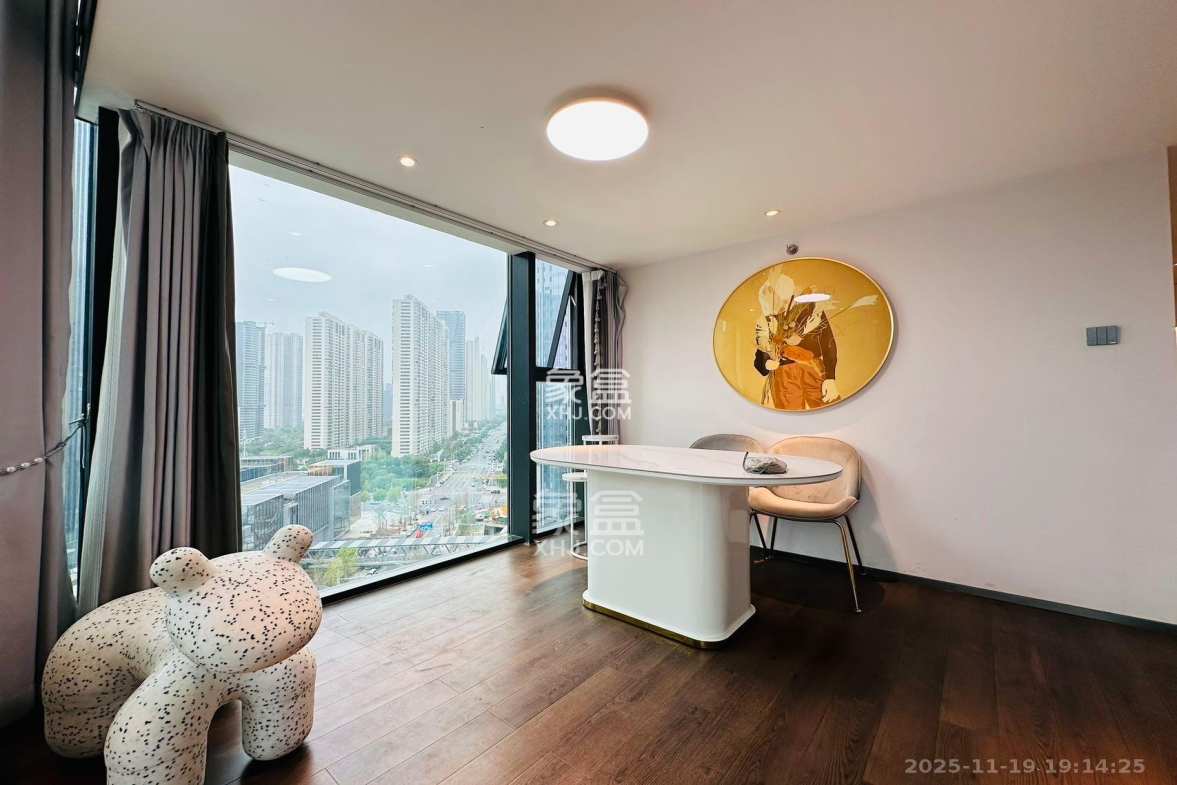 达美寰宇中心 2室1厅1卫 3500.0元/月 达美寰宇中心 2室1厅1卫 3500.0元/月室内图